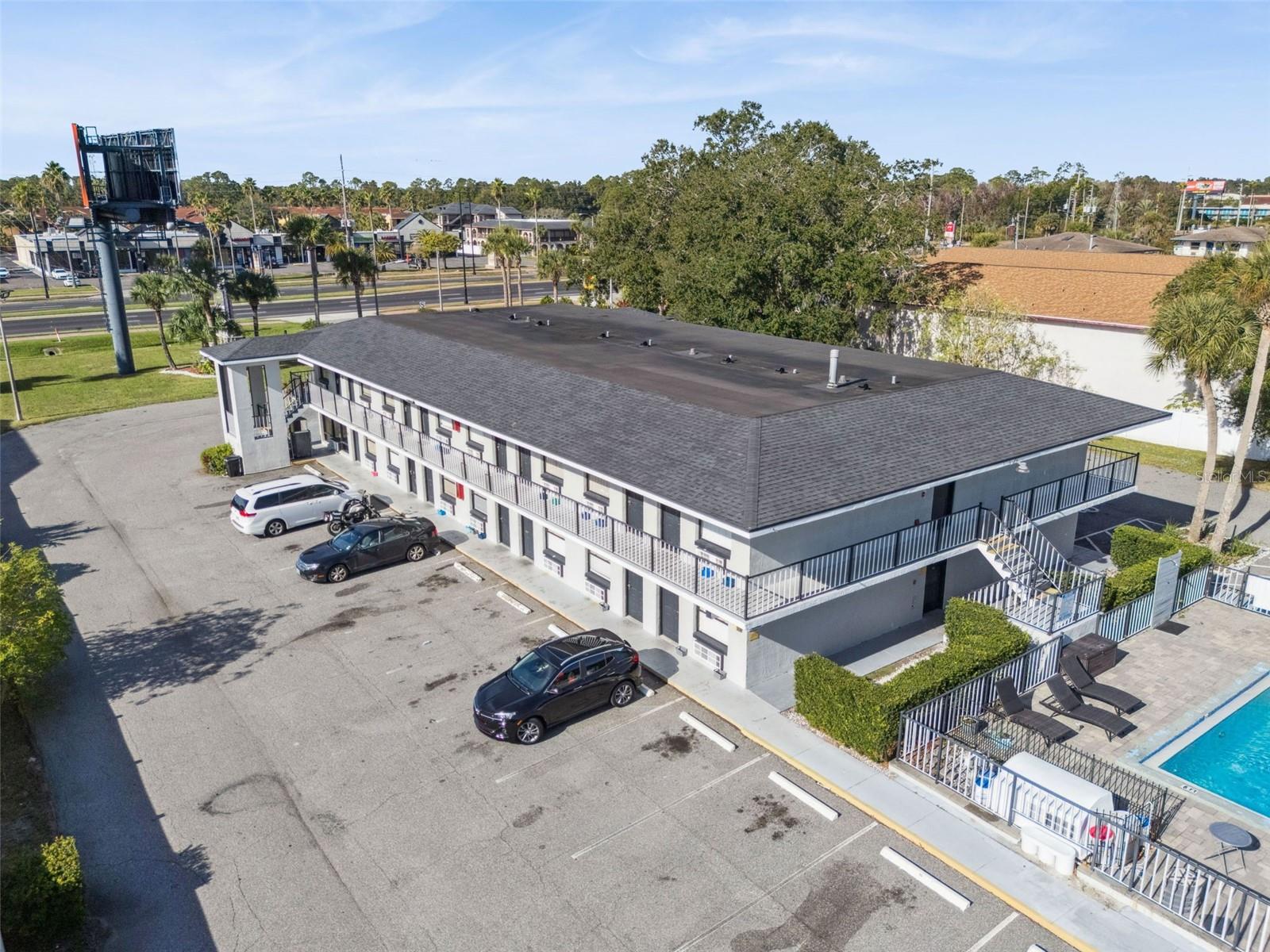 4643 W IRLO BRONSON MEMORIAL HWY