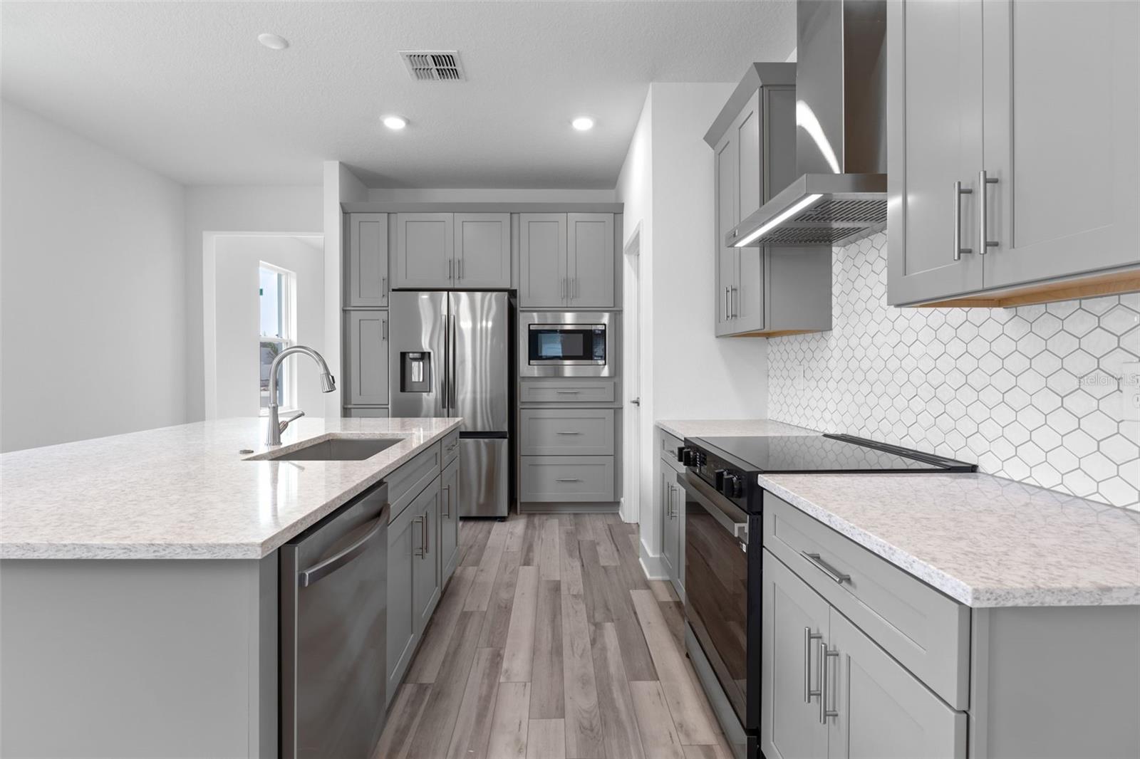 13817 LUNA HARVEST AVE