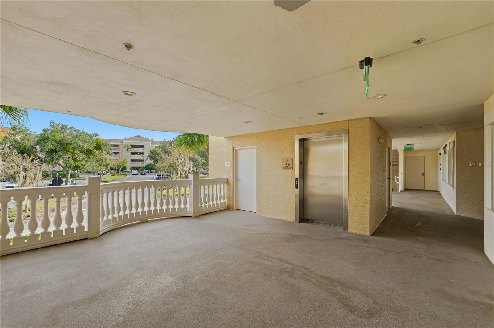 1354 CENTRE COURT RIDGE DR #204