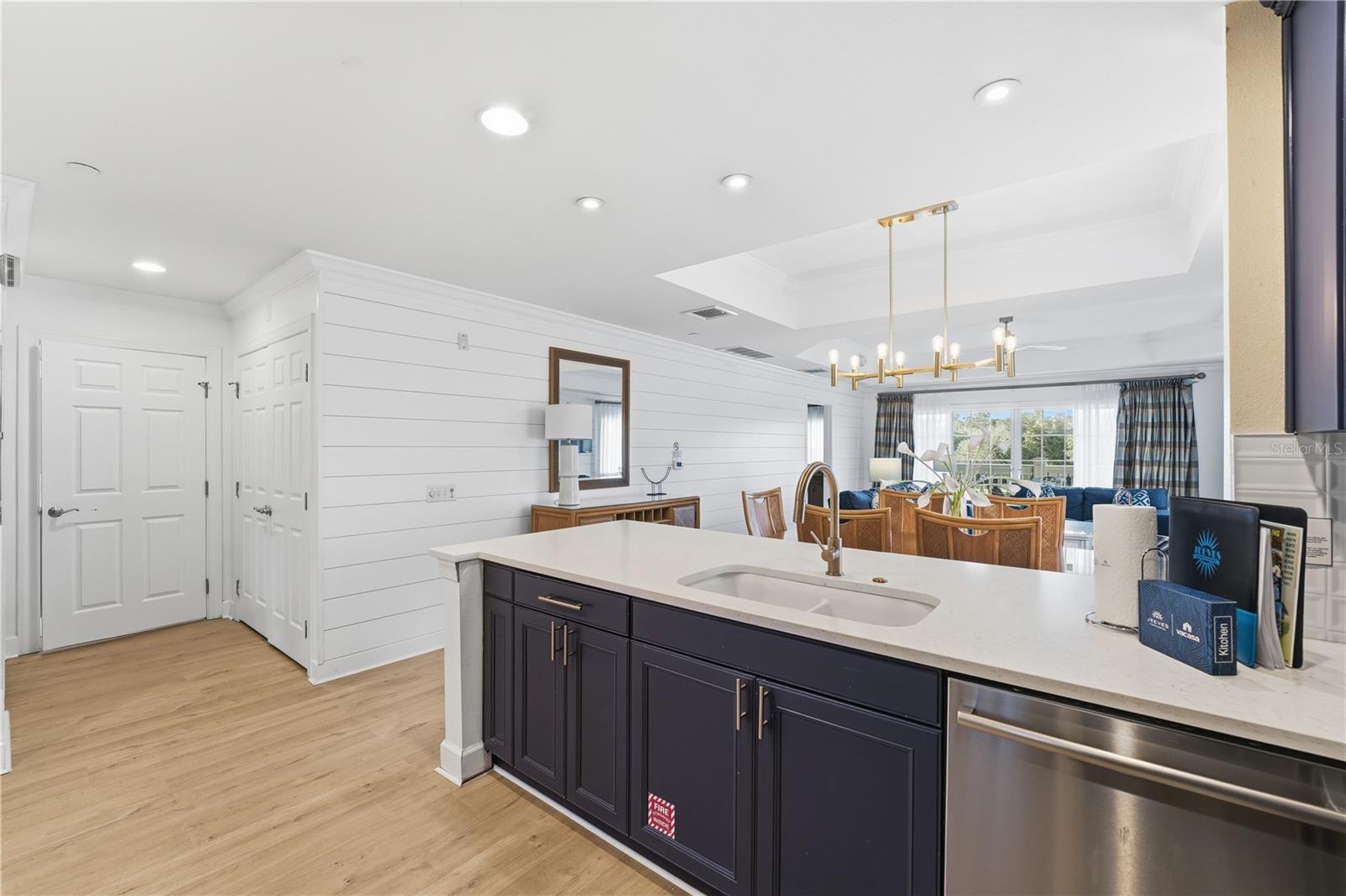 1354 CENTRE COURT RIDGE DR #204