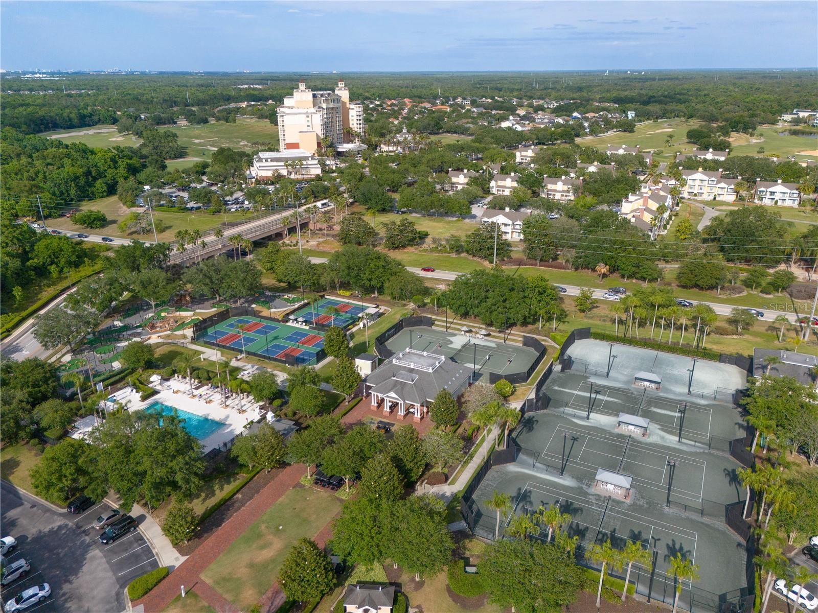 1354 CENTRE COURT RIDGE DR #204