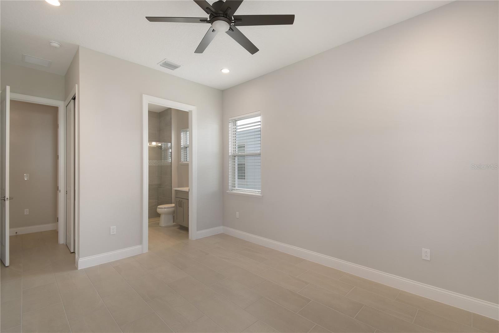 10158 ROYAL ISLAND CT