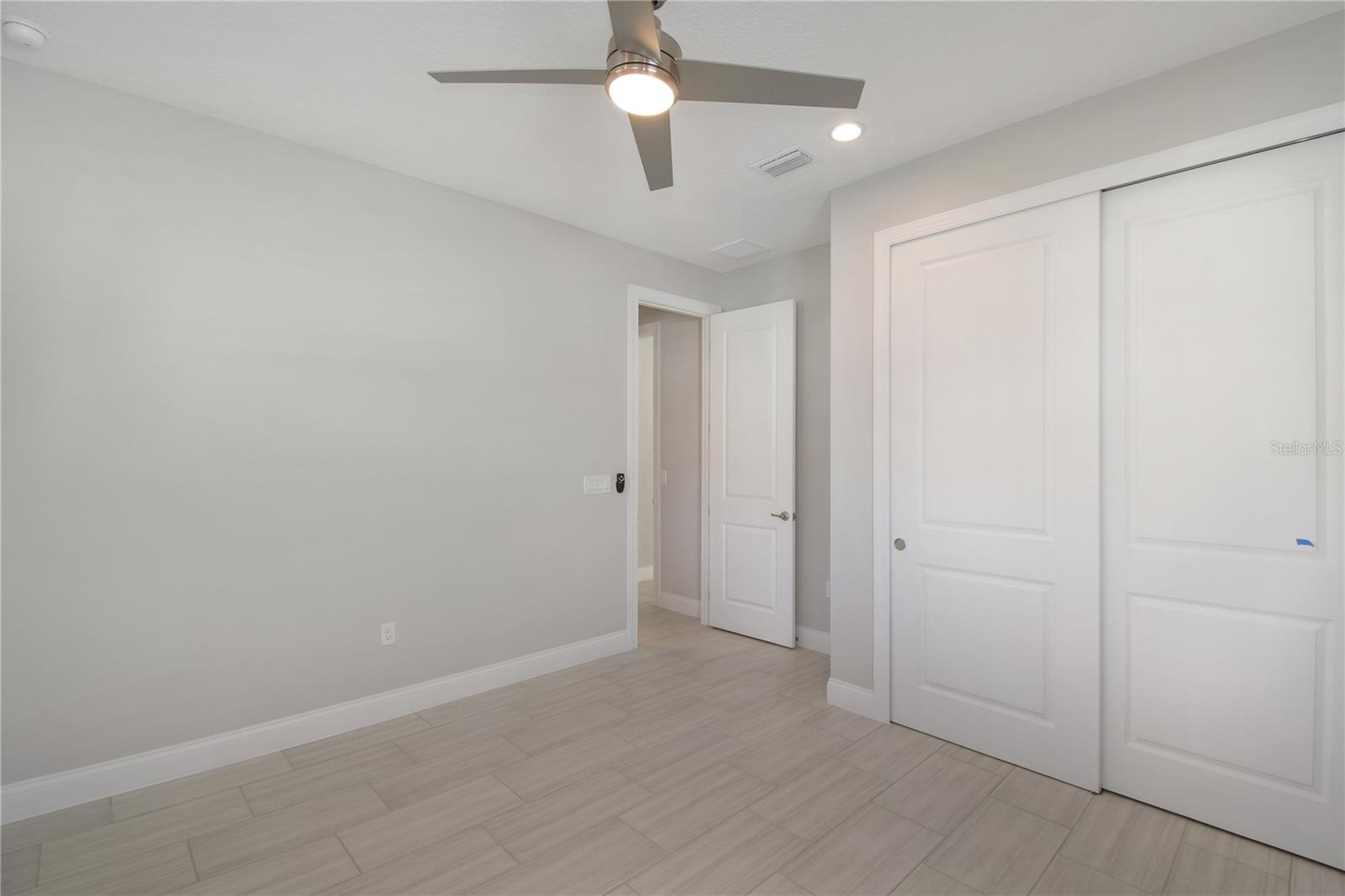 10158 ROYAL ISLAND CT