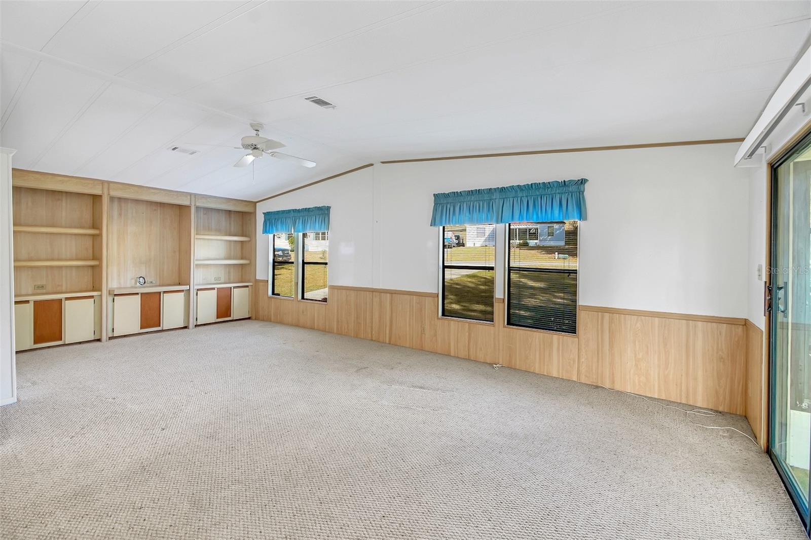 13102 PLUM LAKE CIR