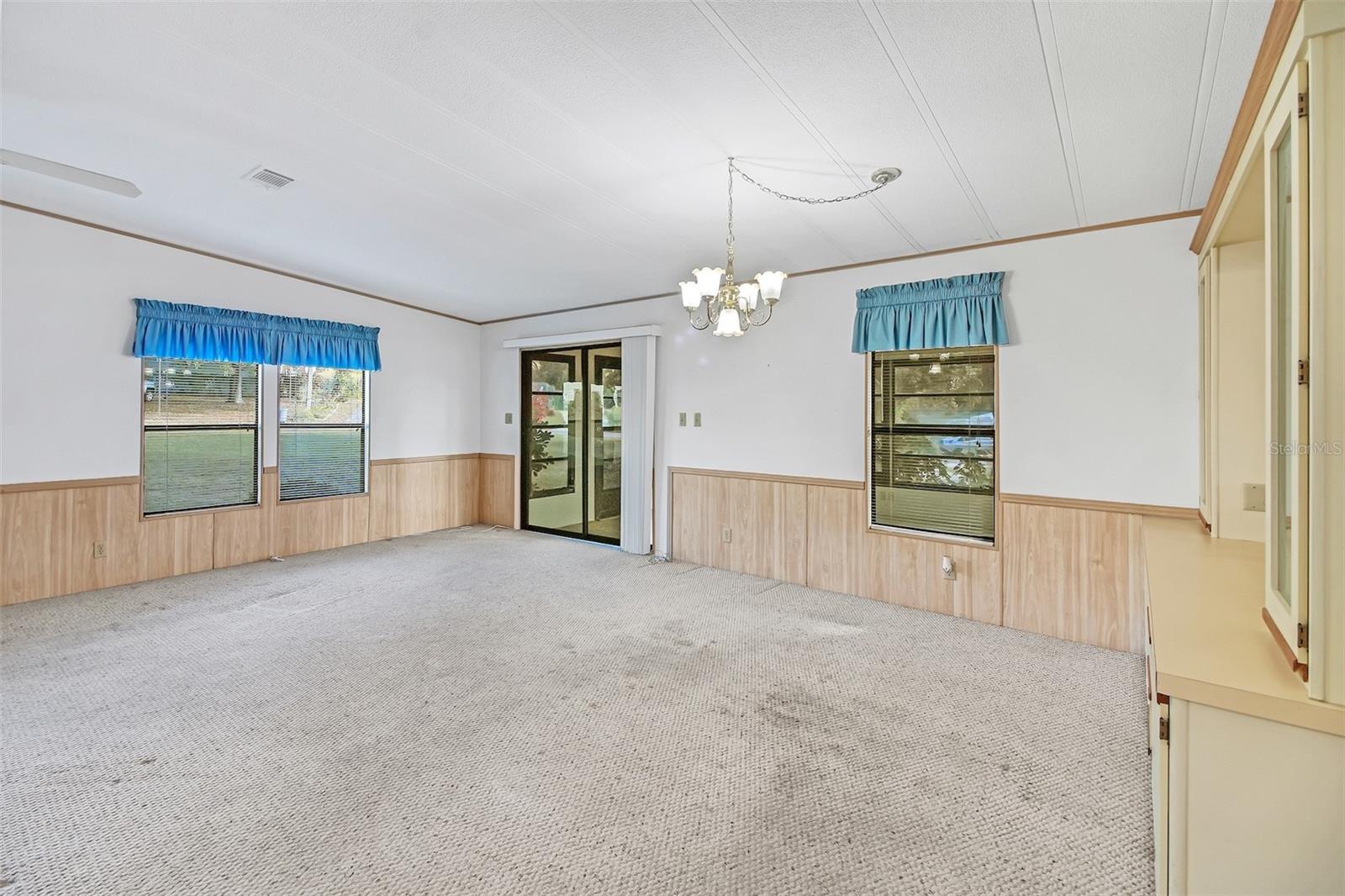 13102 PLUM LAKE CIR