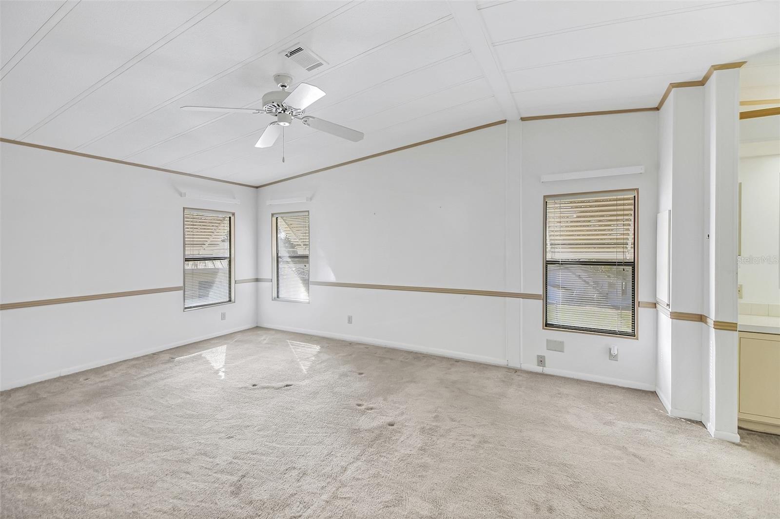 13102 PLUM LAKE CIR