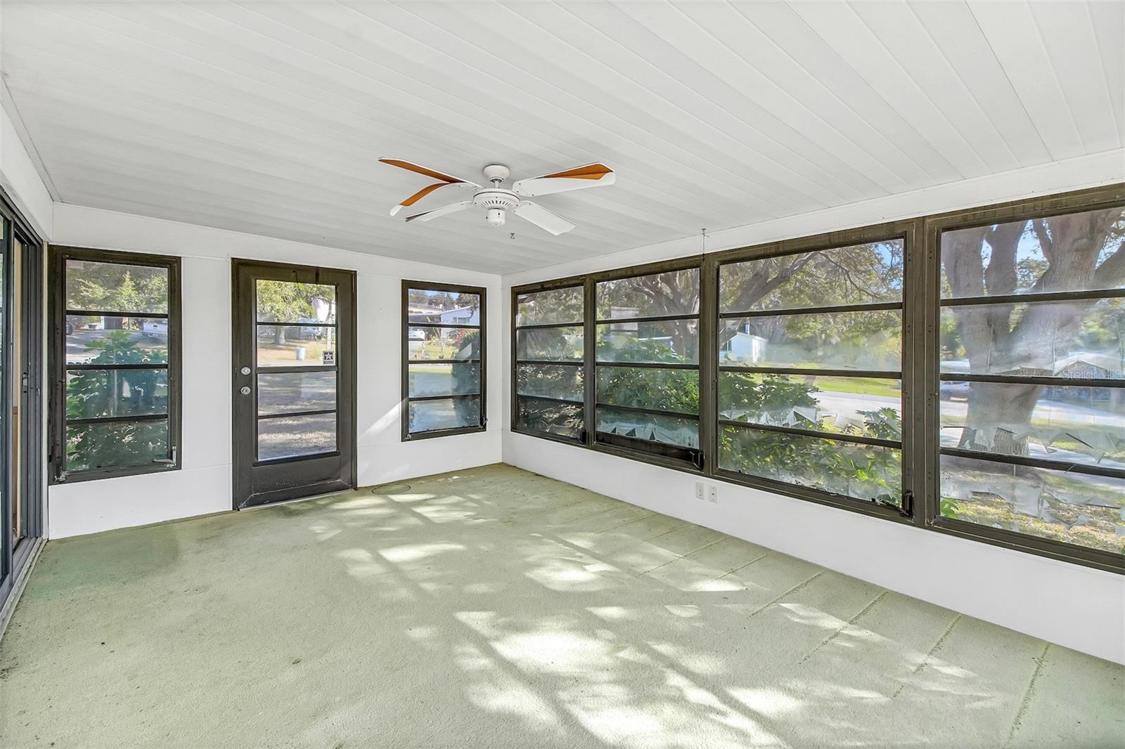 13102 PLUM LAKE CIR