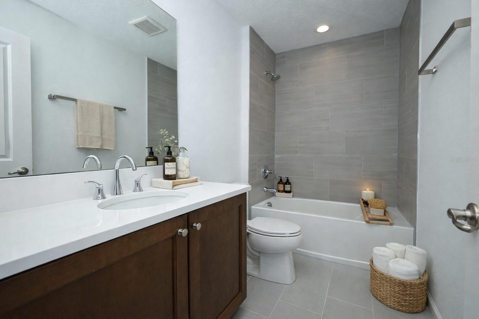 12863 WESTHAVEN OAK DR