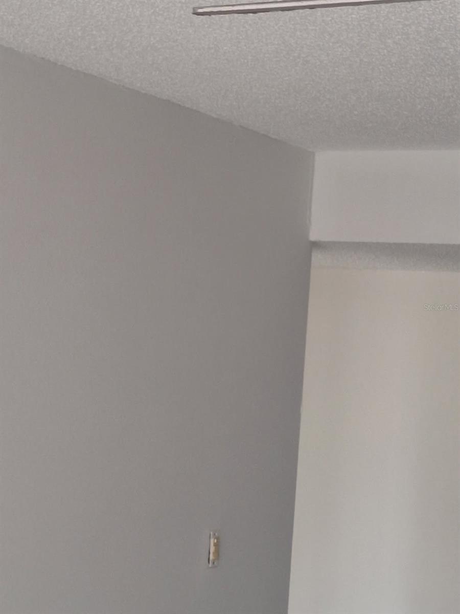 530 E CENTRAL BLVD #405