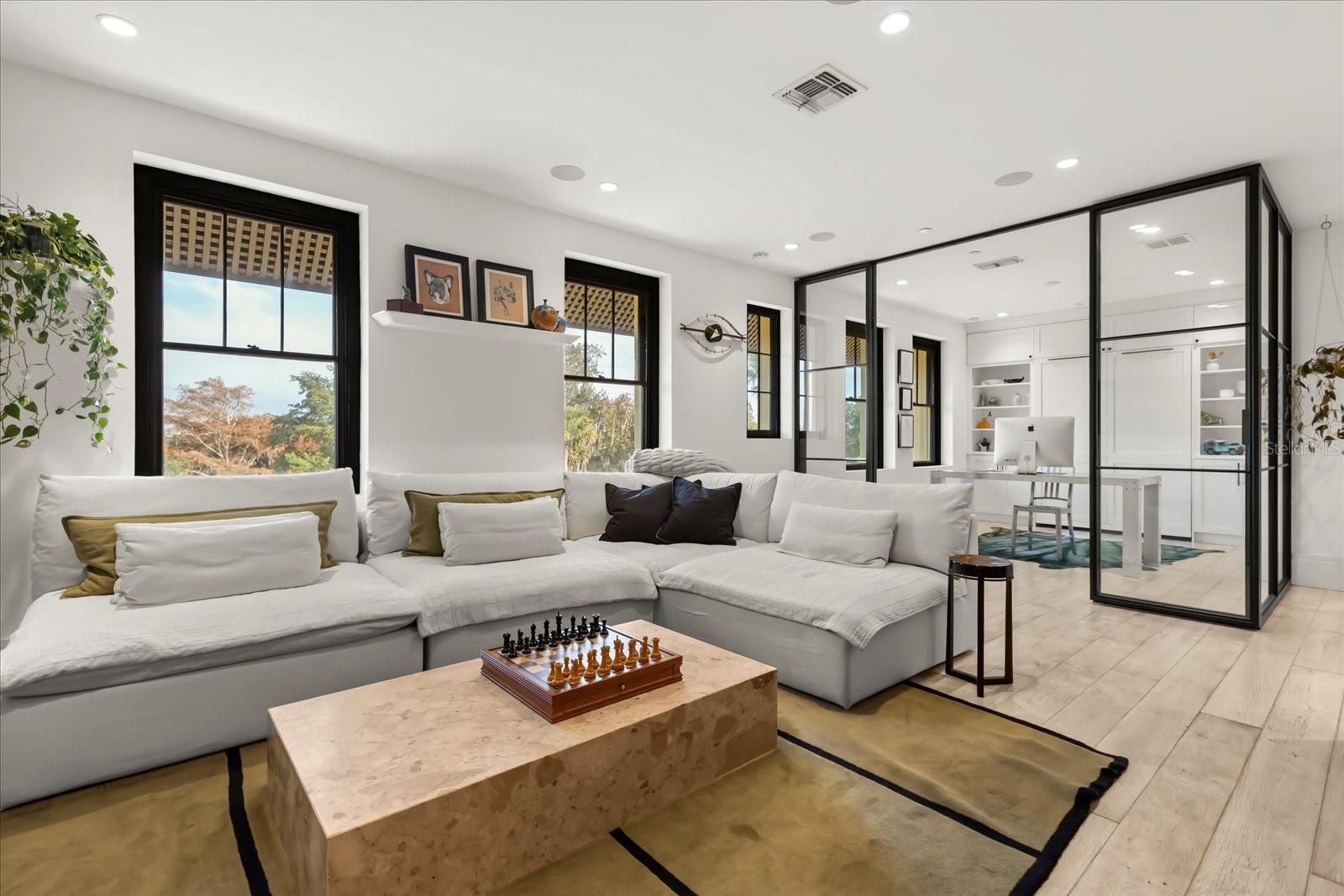 1602 ALABAMA DR #403