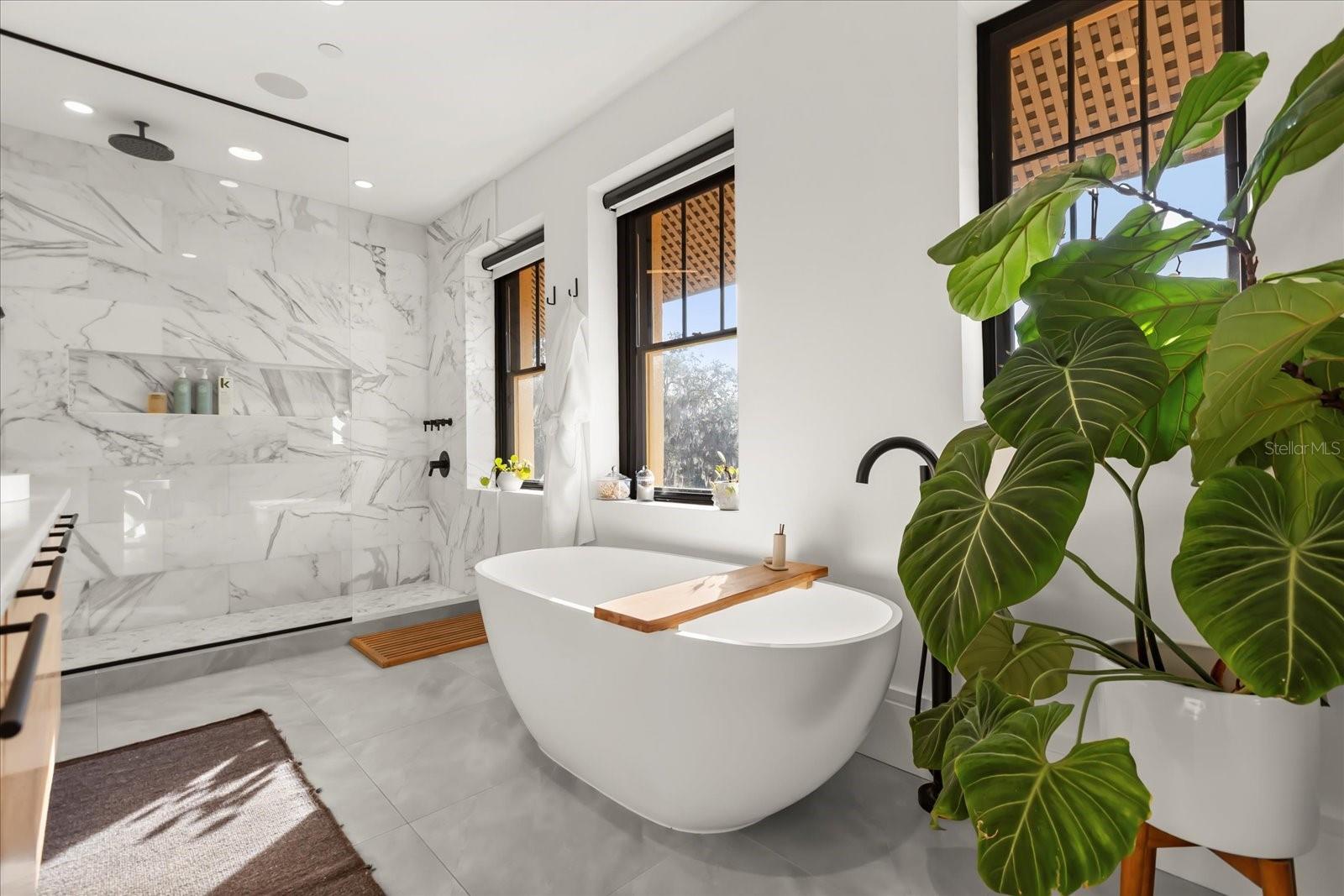 1602 ALABAMA DR #403