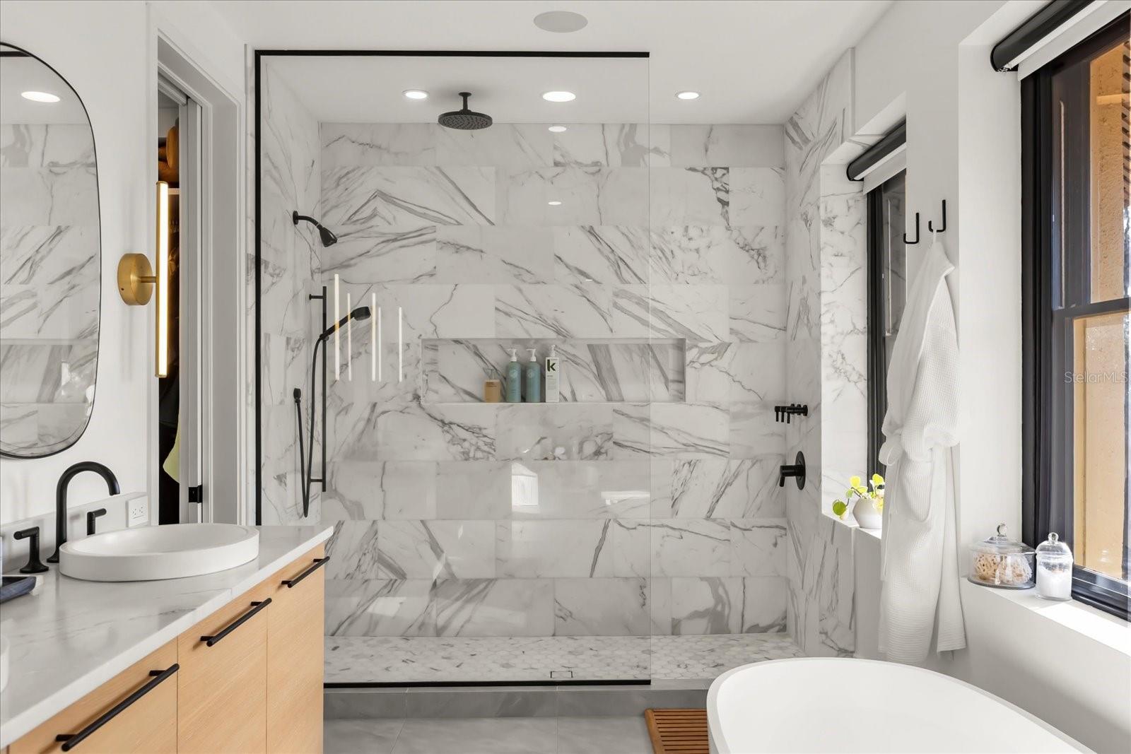 1602 ALABAMA DR #403