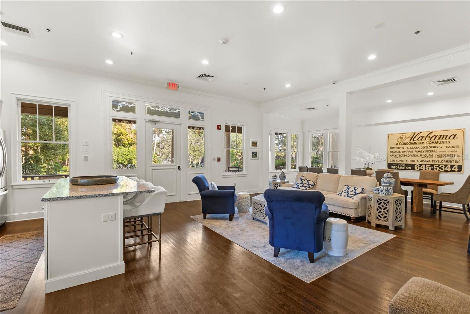 1602 ALABAMA DR #403