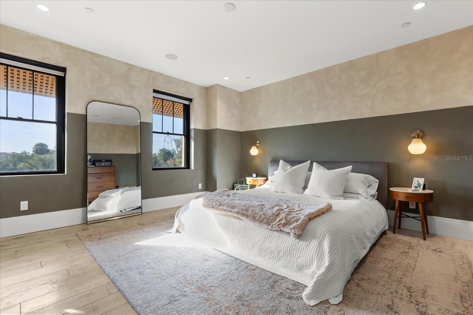 1602 ALABAMA DR #403