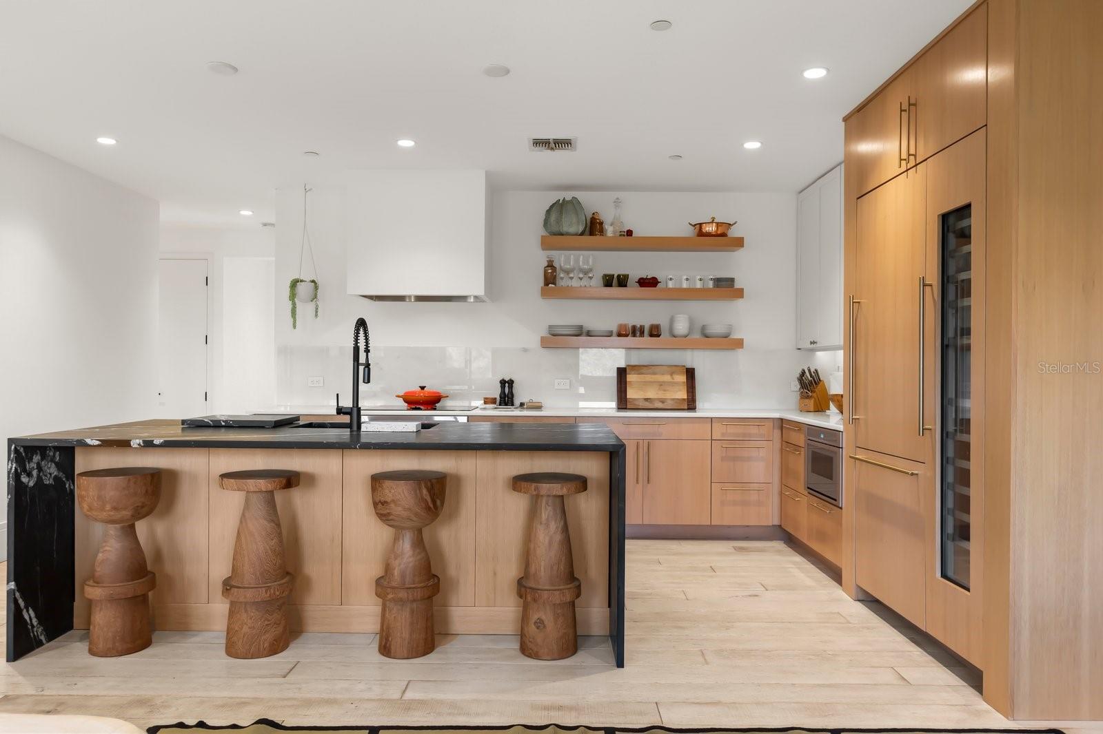 1602 ALABAMA DR #403