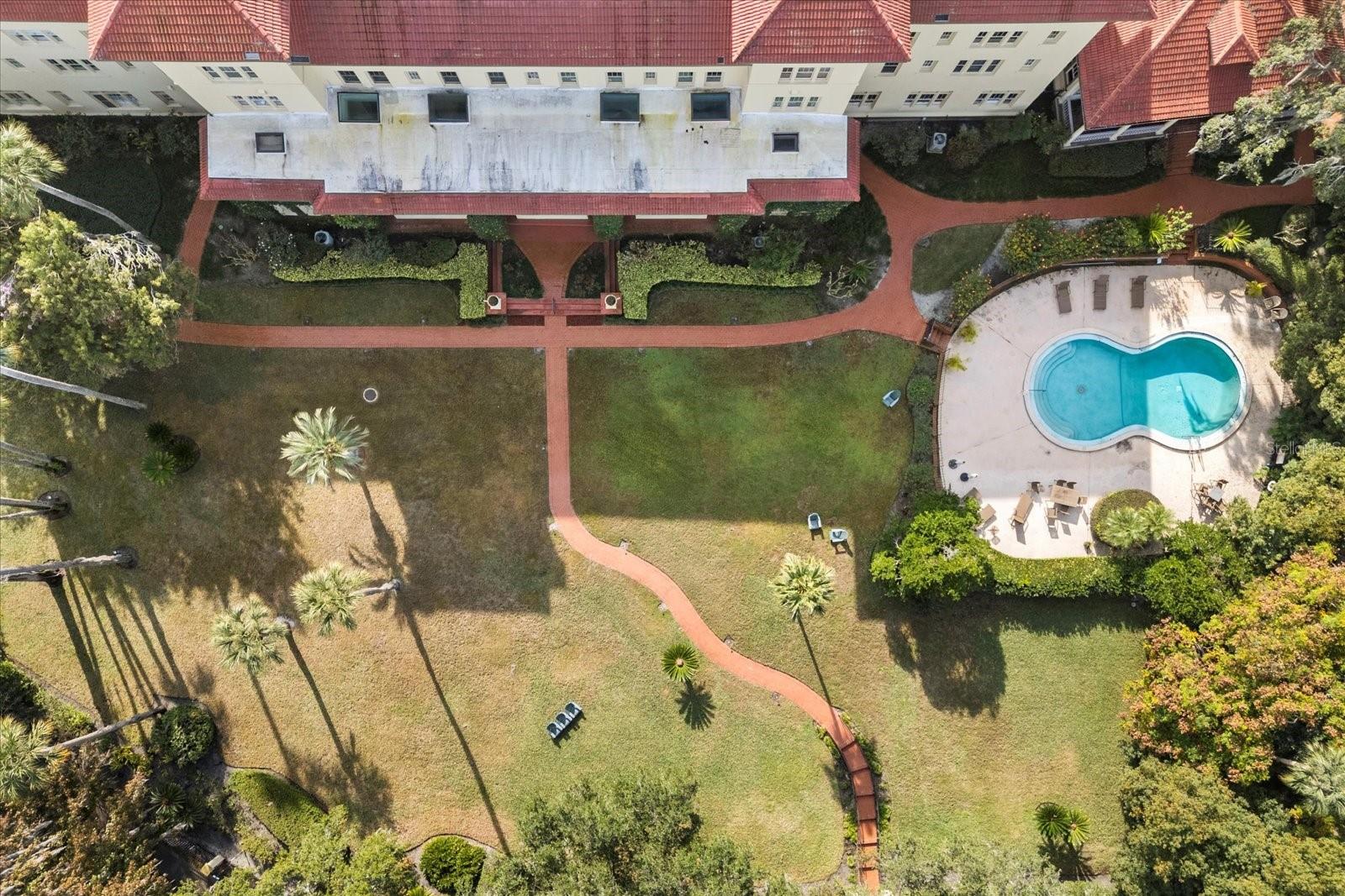 1602 ALABAMA DR #403