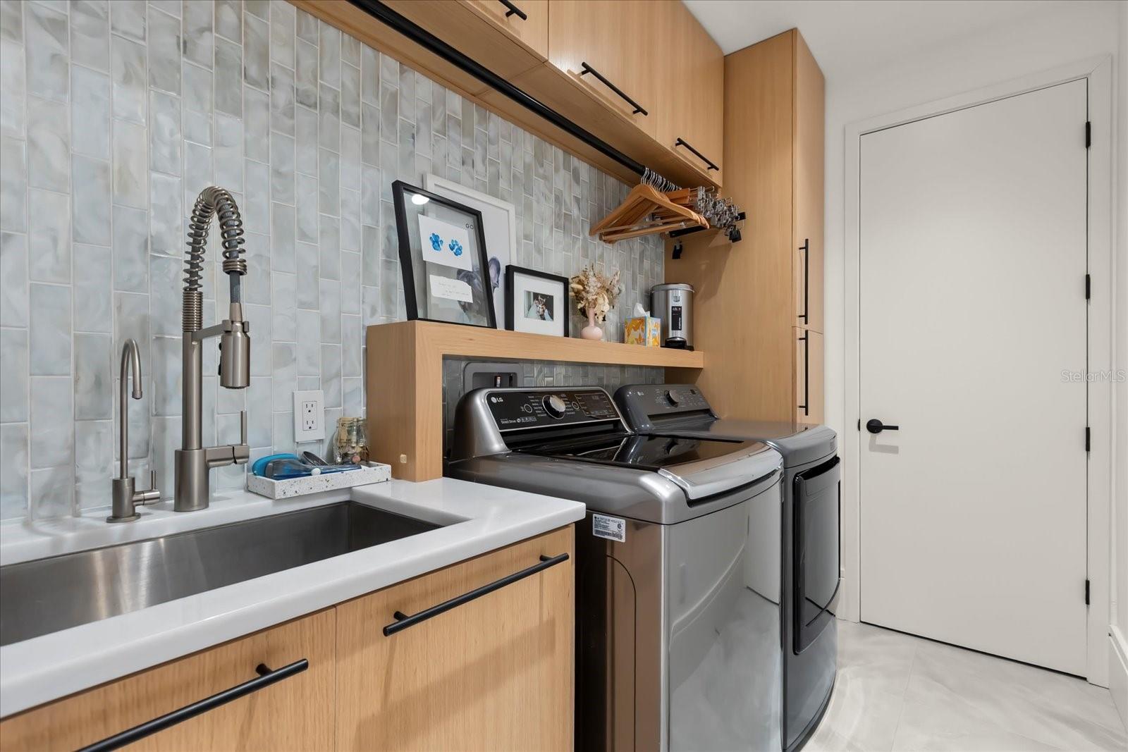 1602 ALABAMA DR #403