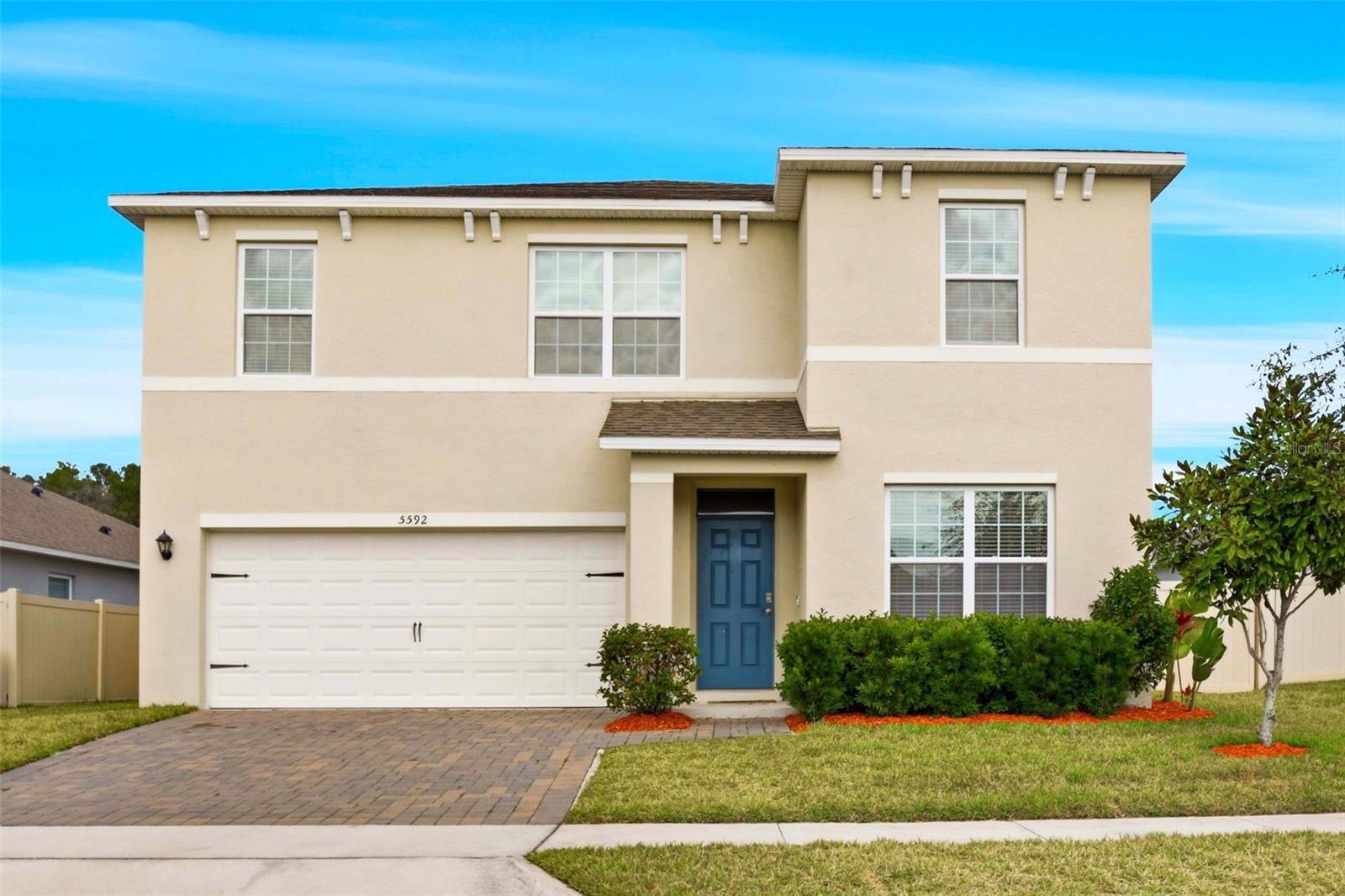 5592 GALLOPING DR