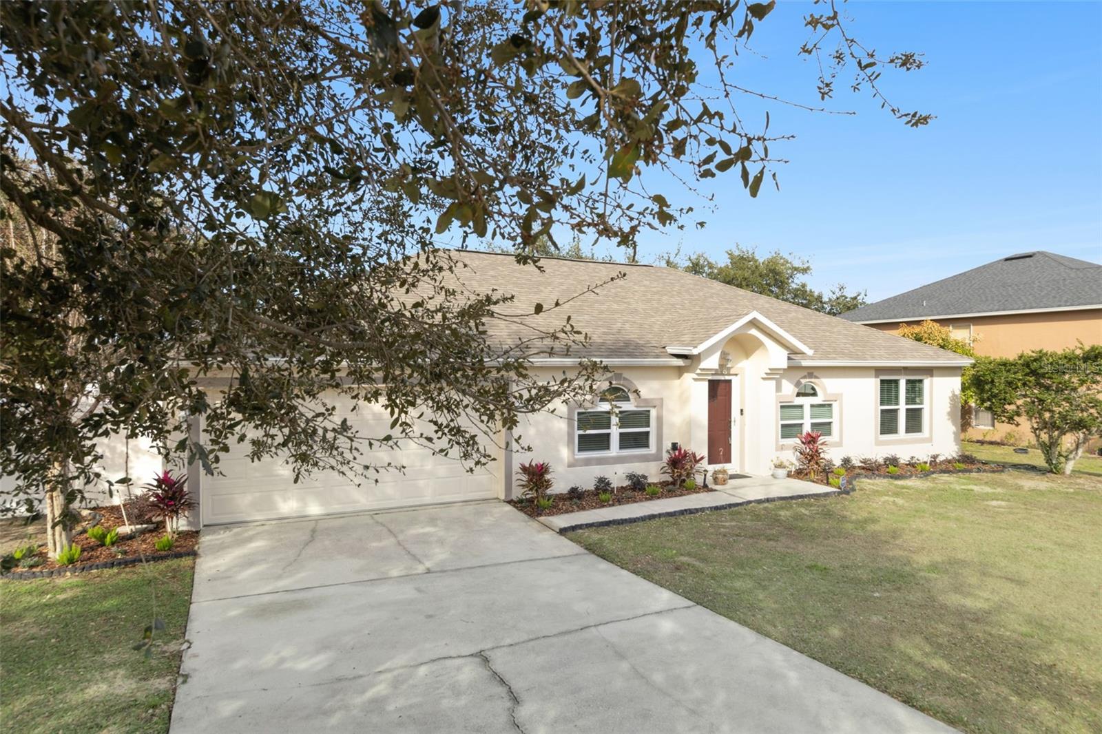 1819 SUNSET RIDGE DR