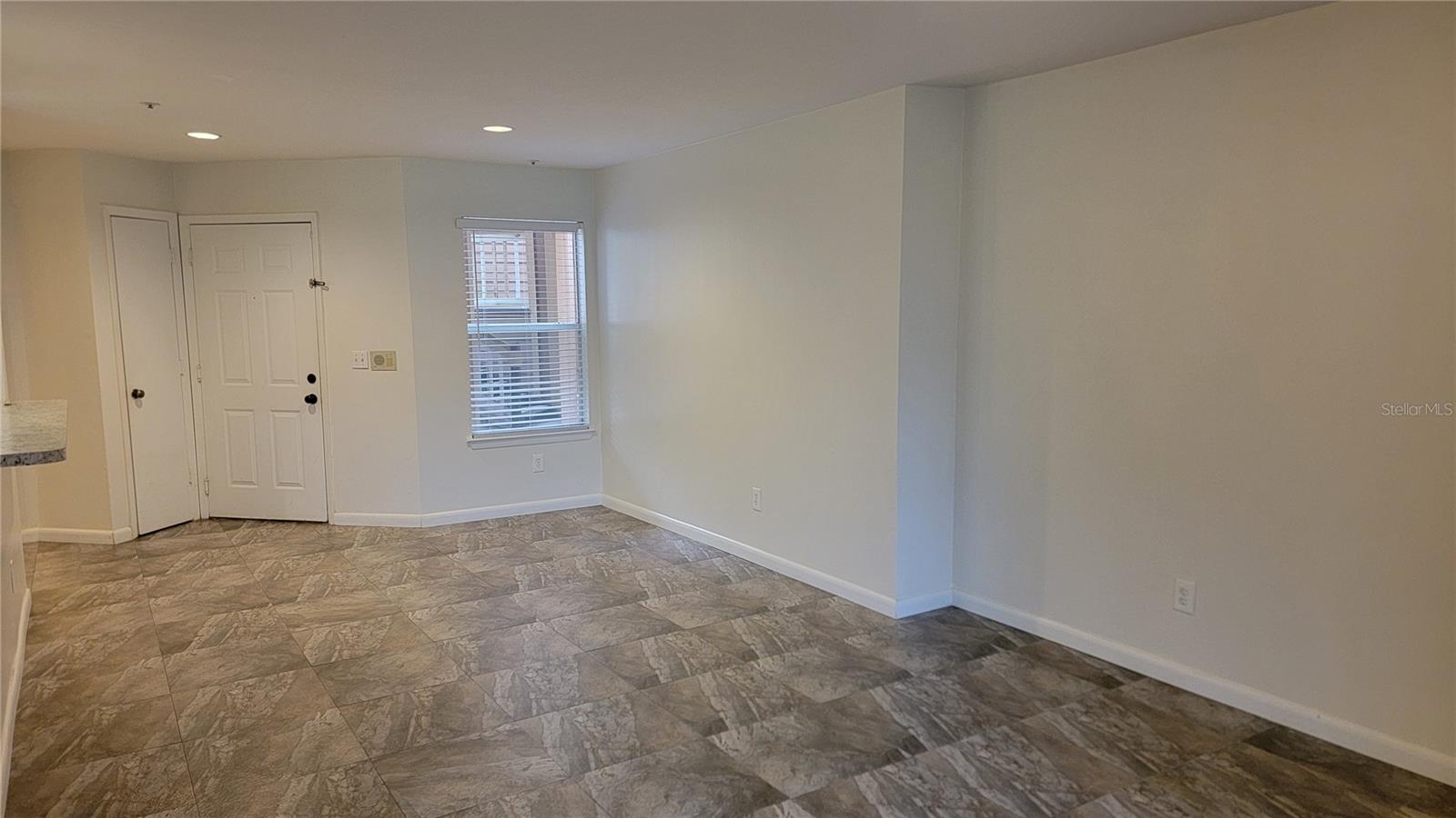 486 N PIN OAK PL #108