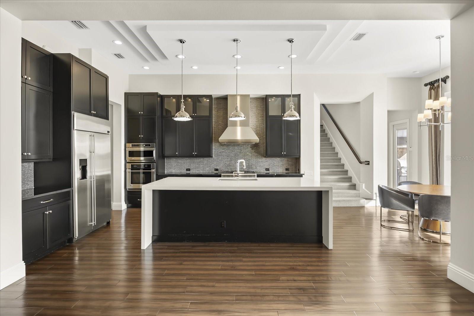 12120 MONTALCINO CIR