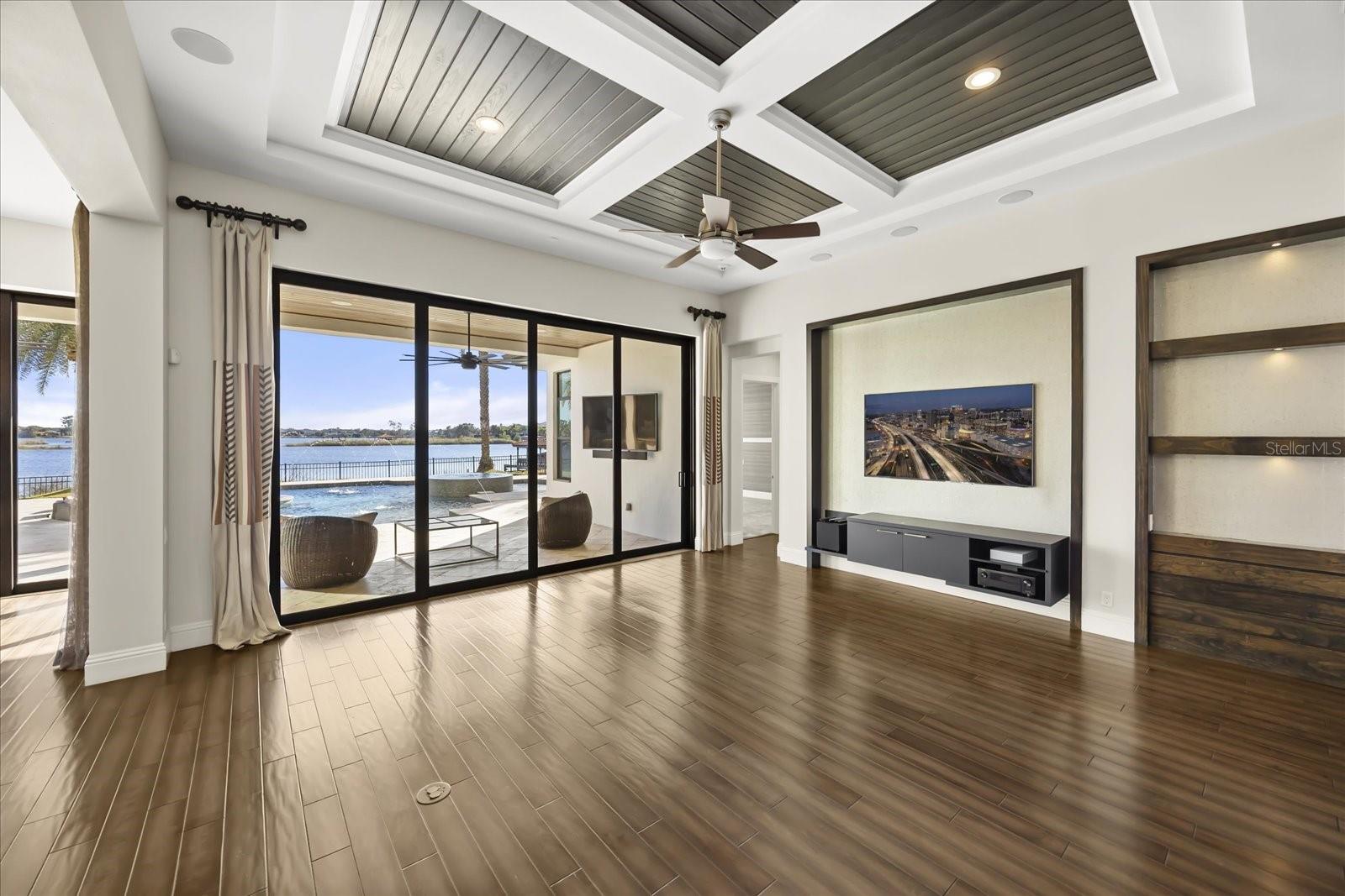 12120 MONTALCINO CIR