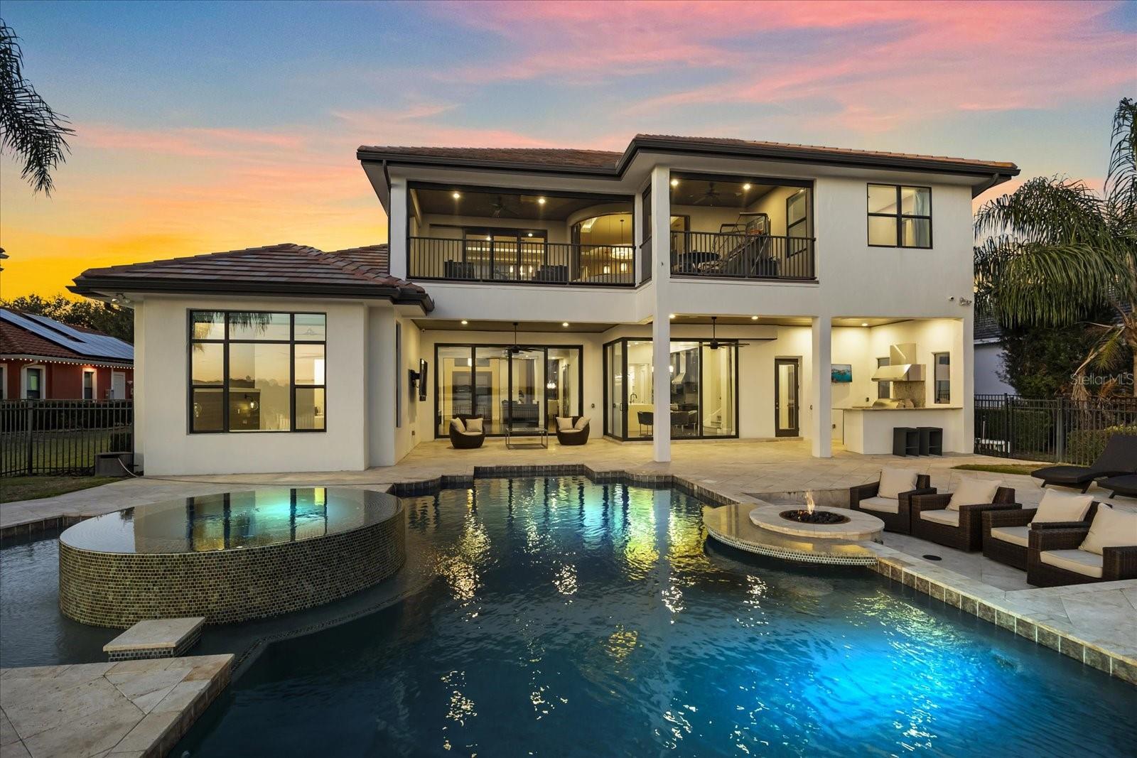 12120 MONTALCINO CIR