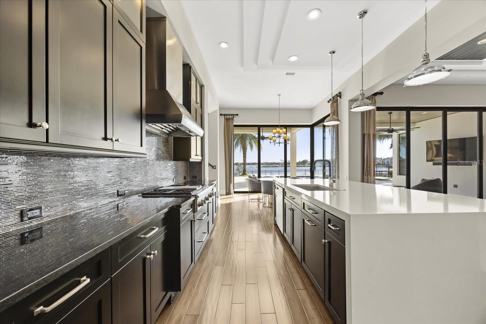 12120 MONTALCINO CIR