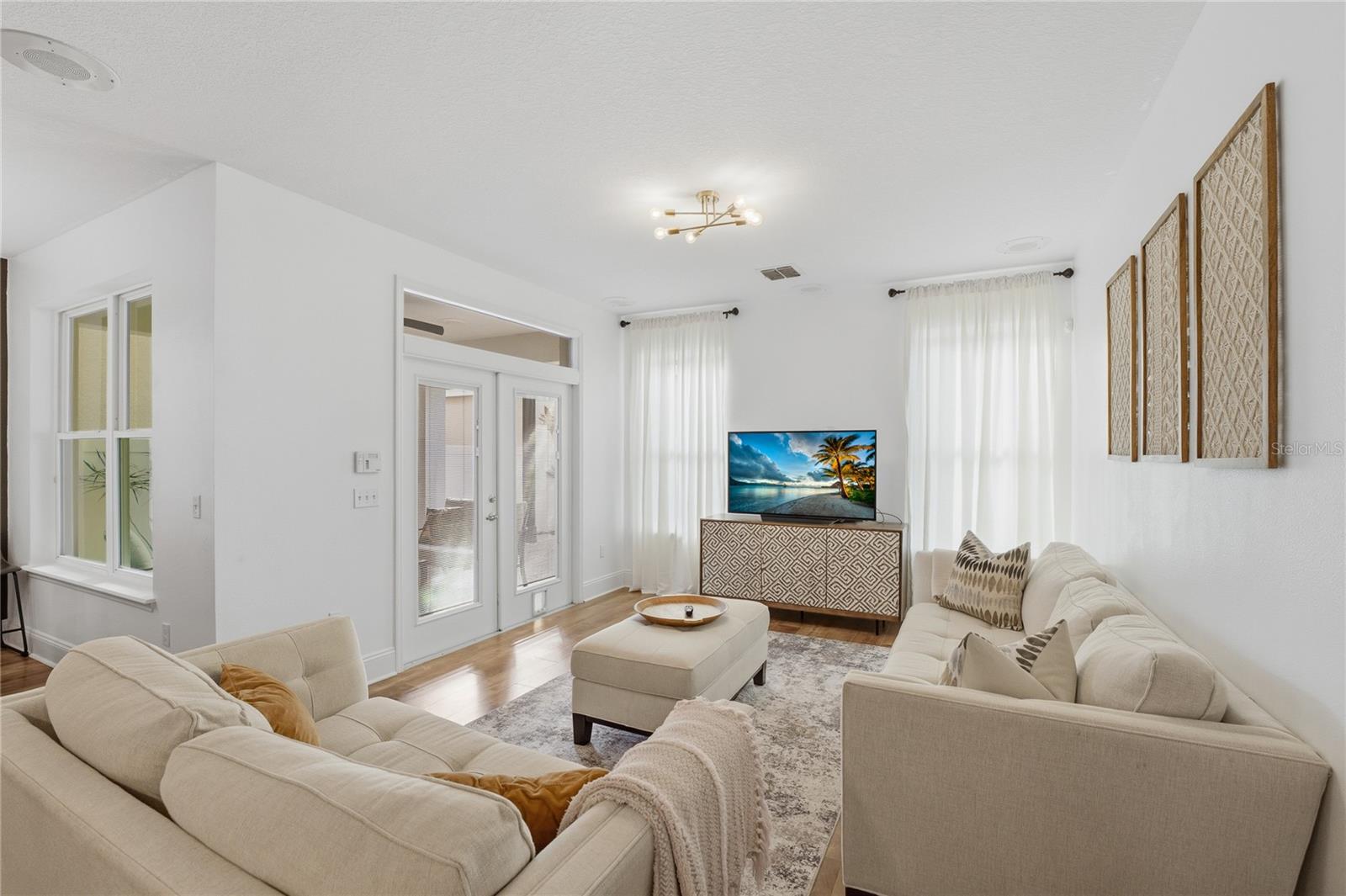 6382 GOLDEN DEWDROP TRL