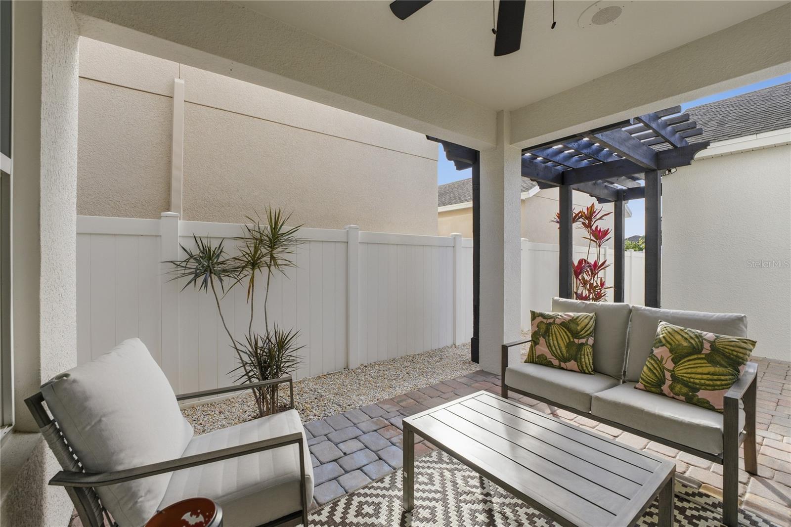 6382 GOLDEN DEWDROP TRL