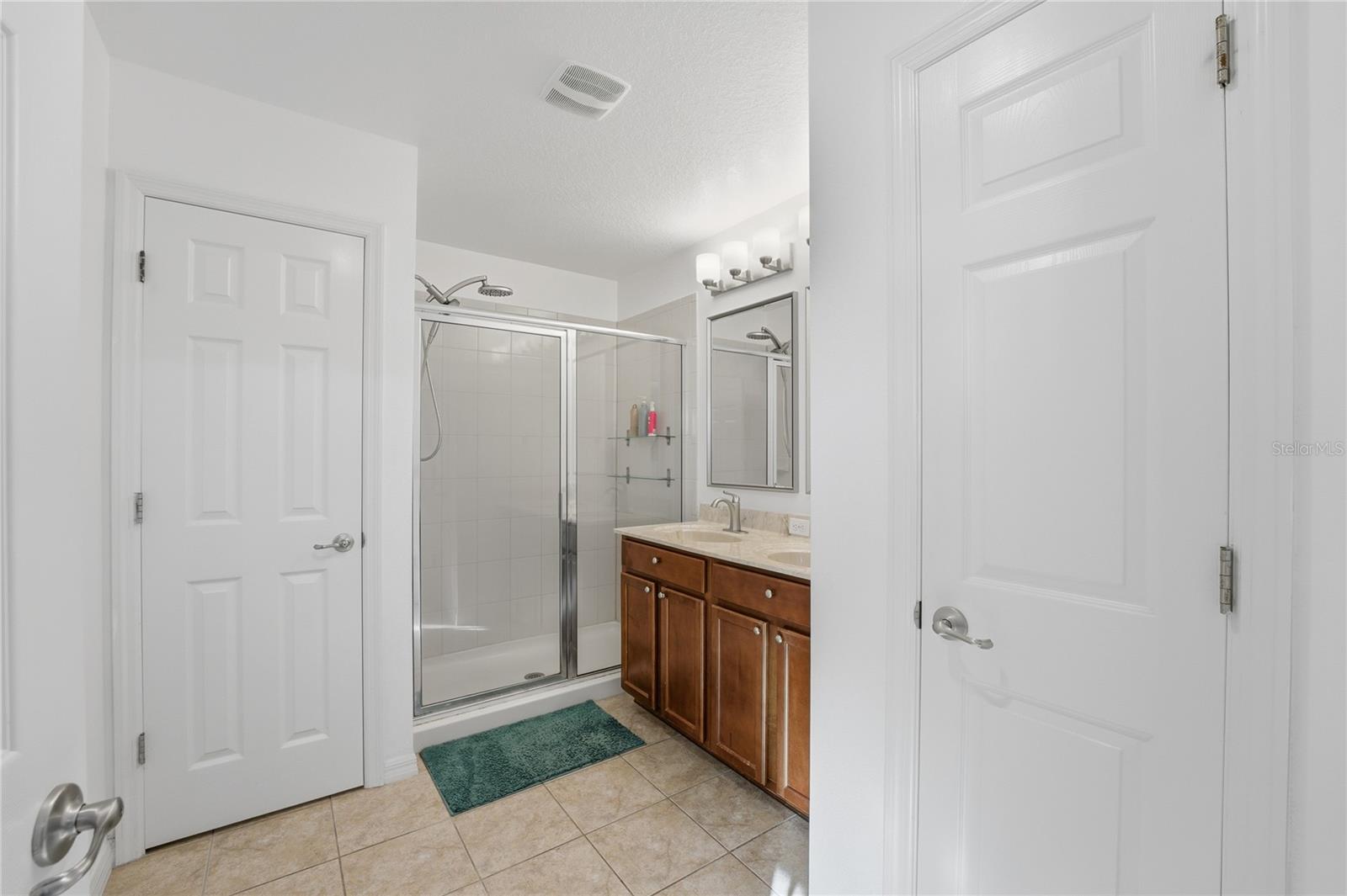 6382 GOLDEN DEWDROP TRL