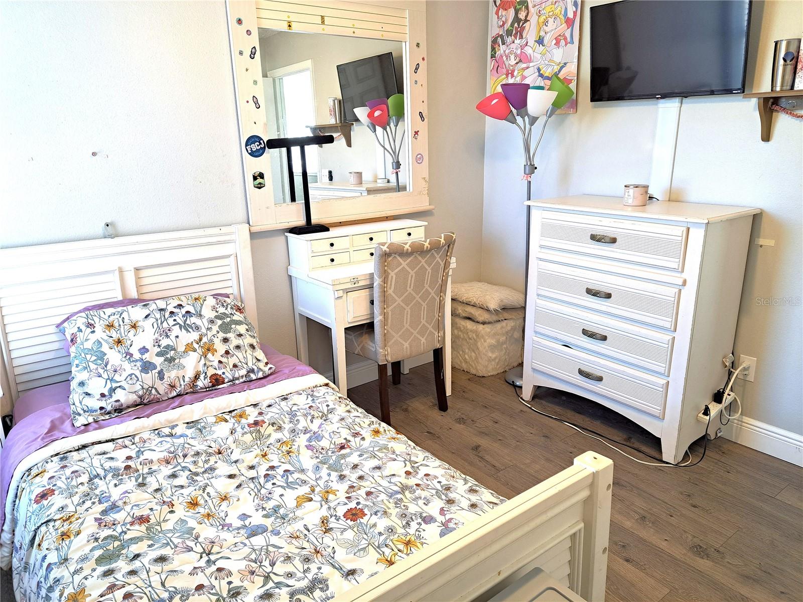 10318 CRYSTAL POINT DR