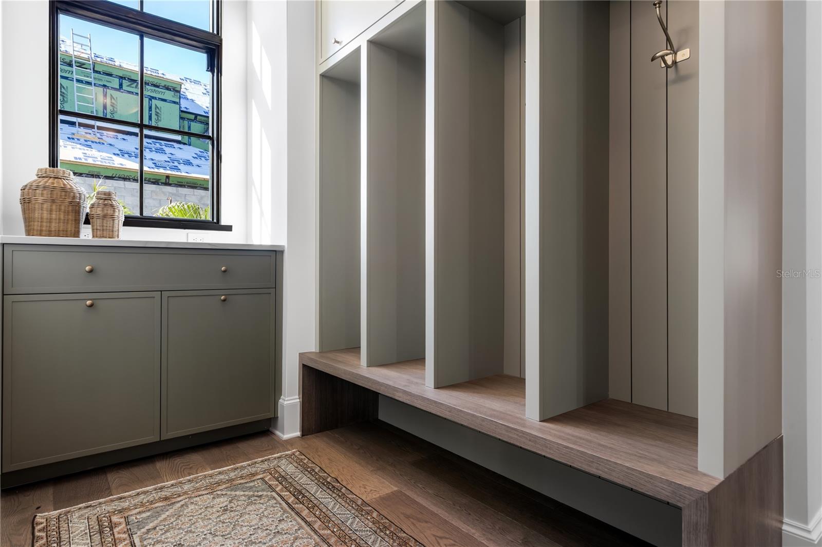 9323 GLADYS GARDEN CT