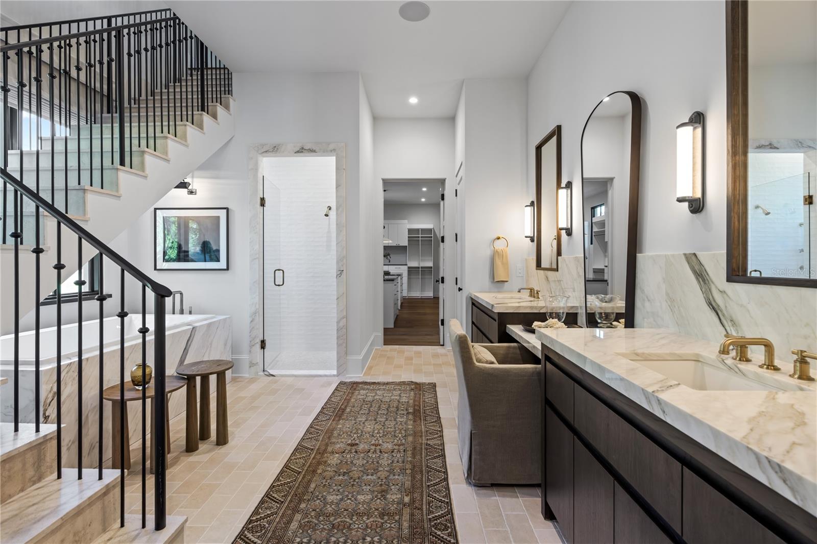 9323 GLADYS GARDEN CT