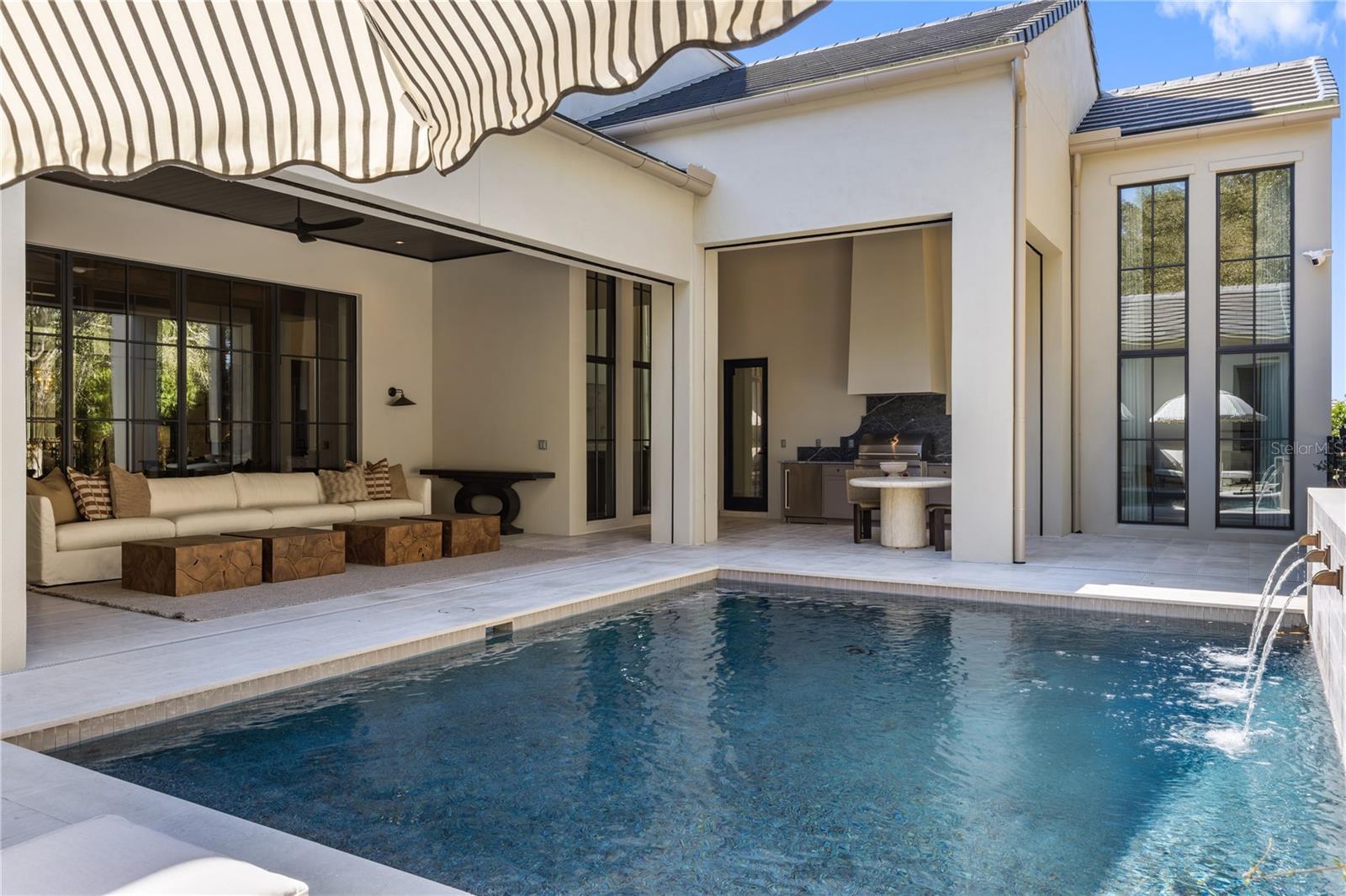 9323 GLADYS GARDEN CT