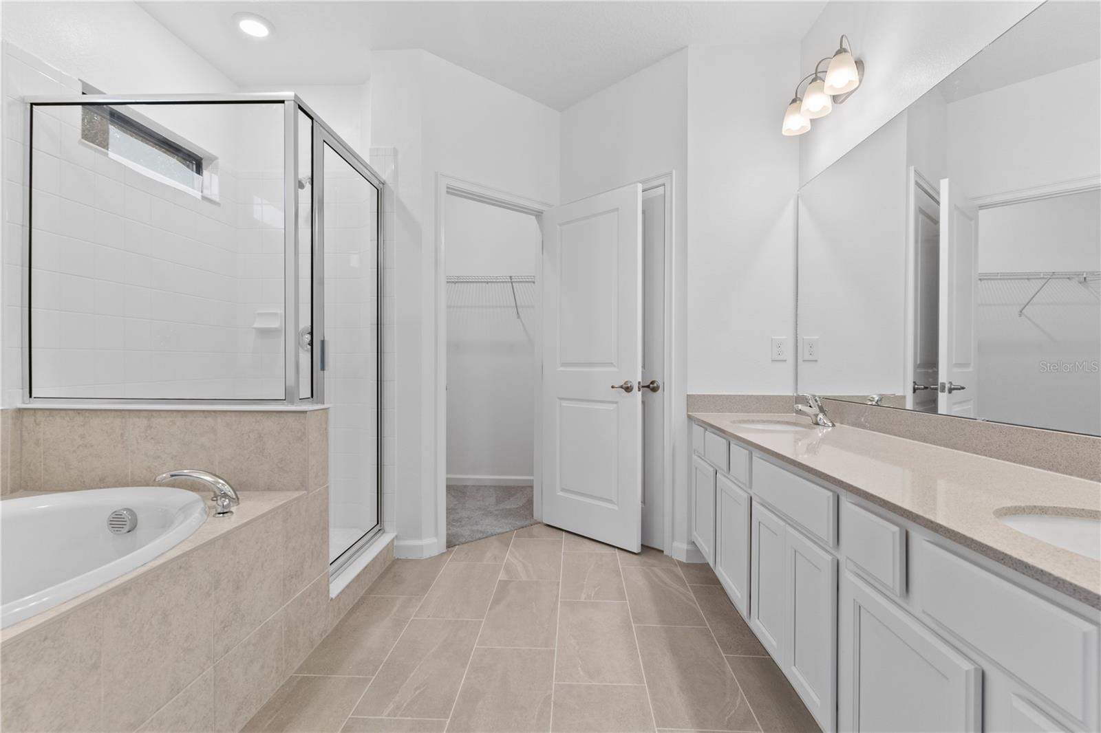 1205 BUTTERFLY ORCHID RD