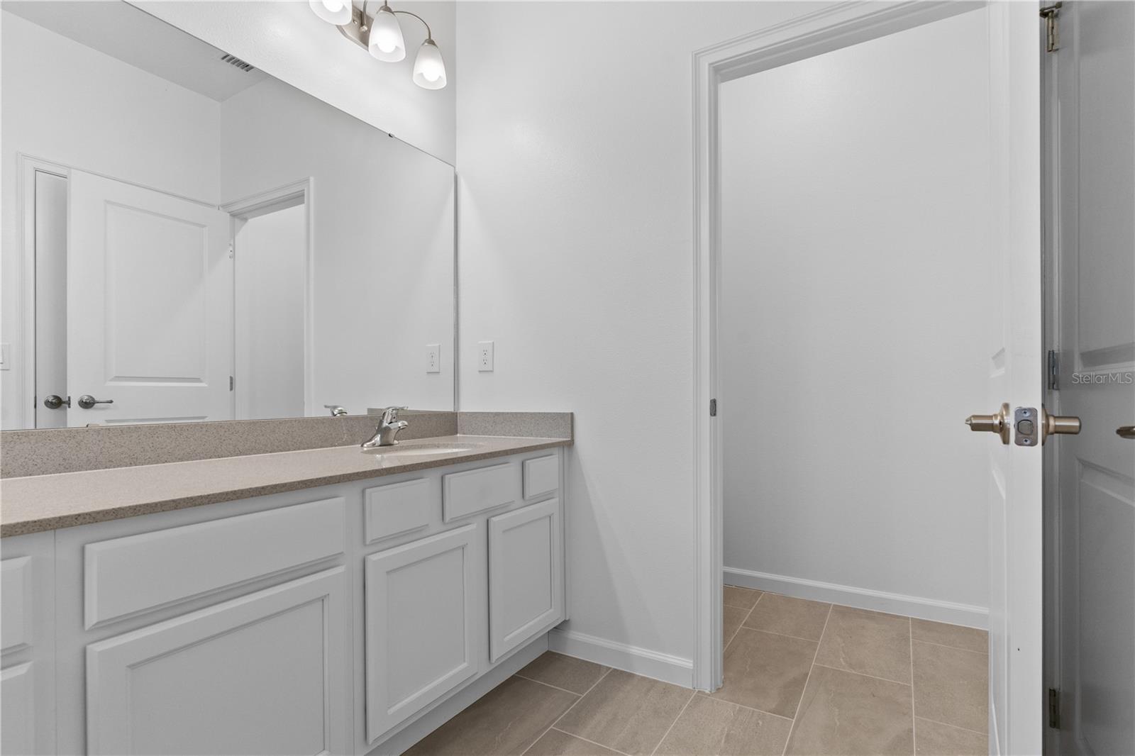 1205 BUTTERFLY ORCHID RD