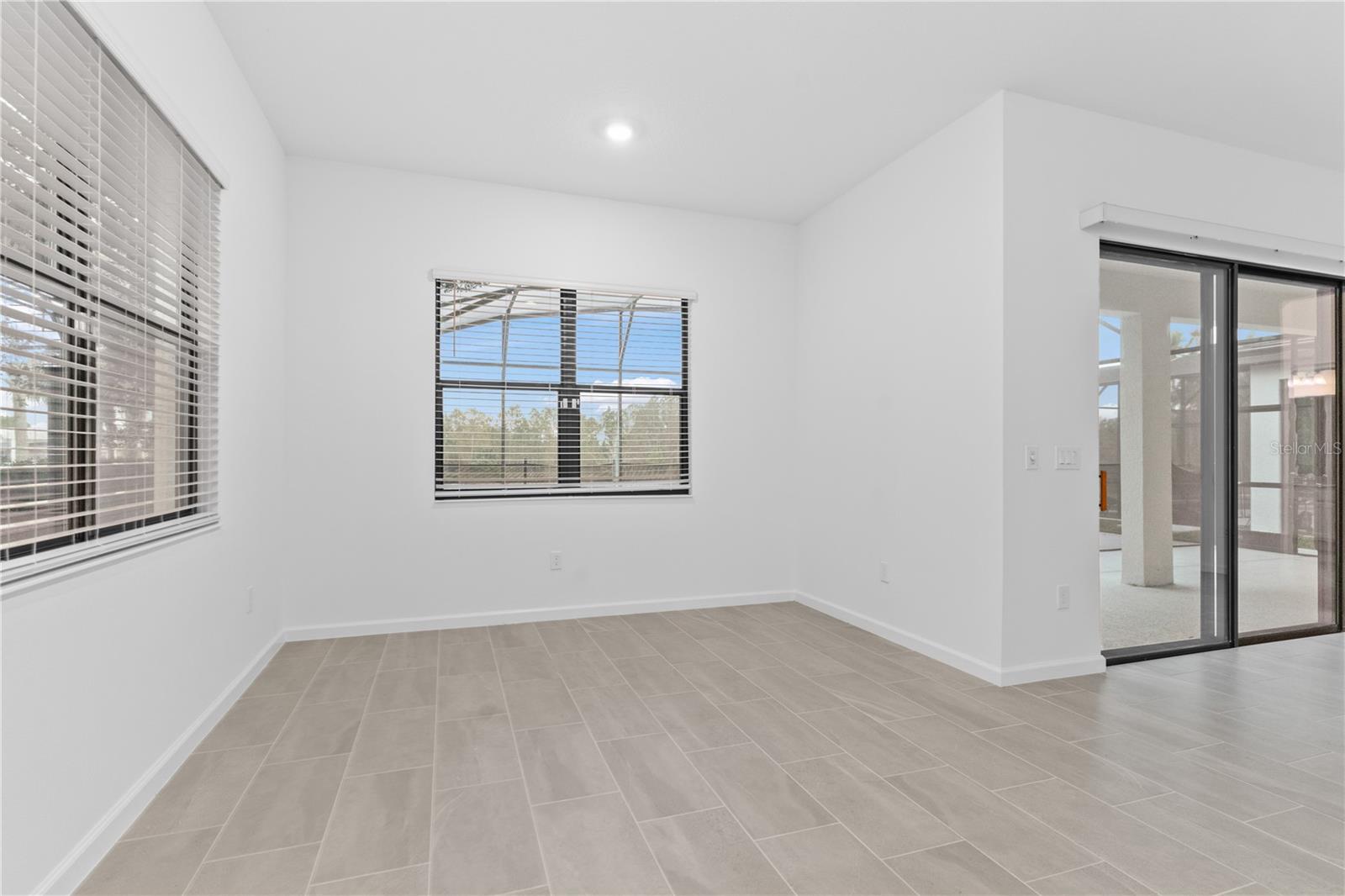 1205 BUTTERFLY ORCHID RD