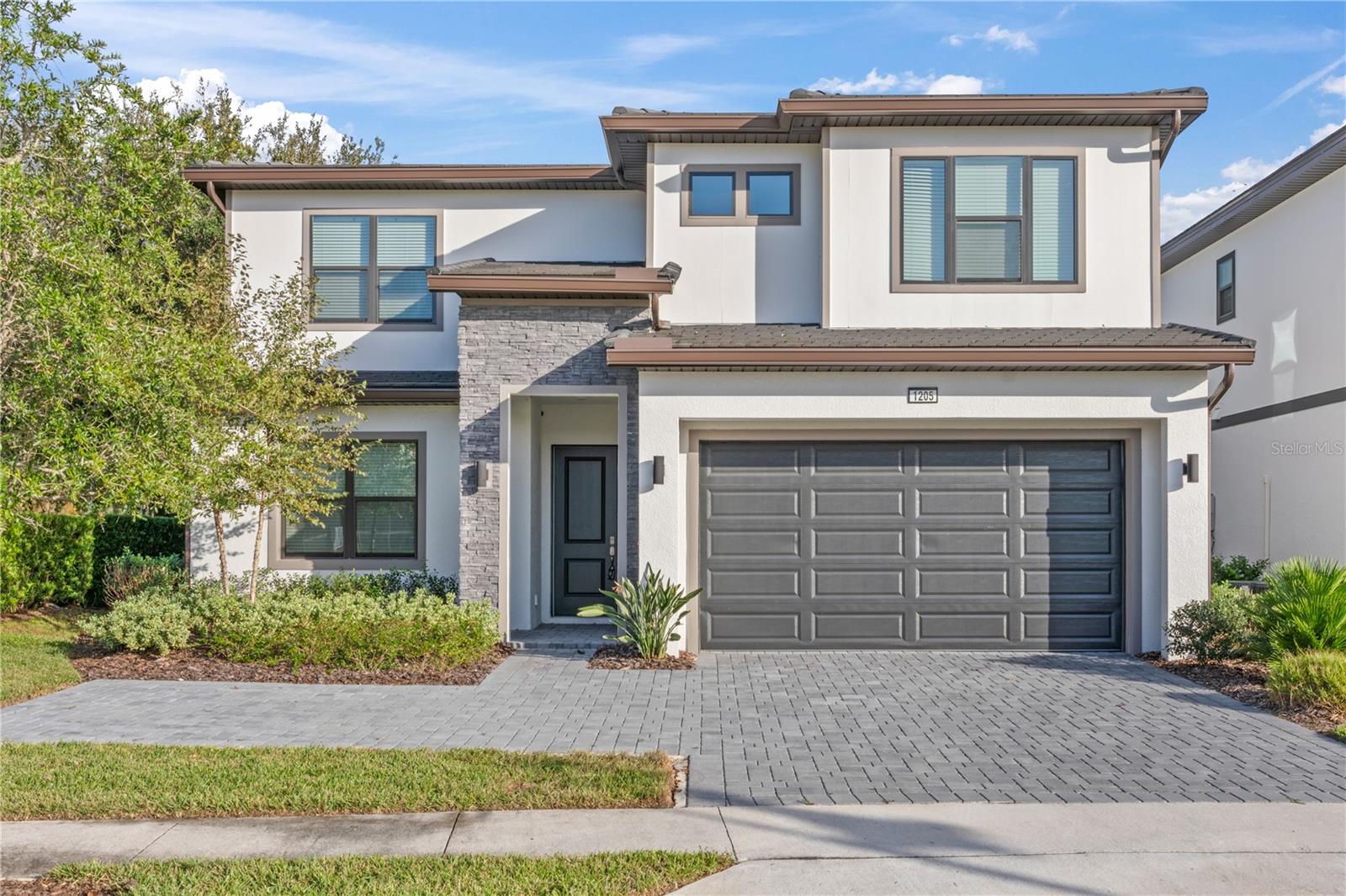 1205 BUTTERFLY ORCHID RD