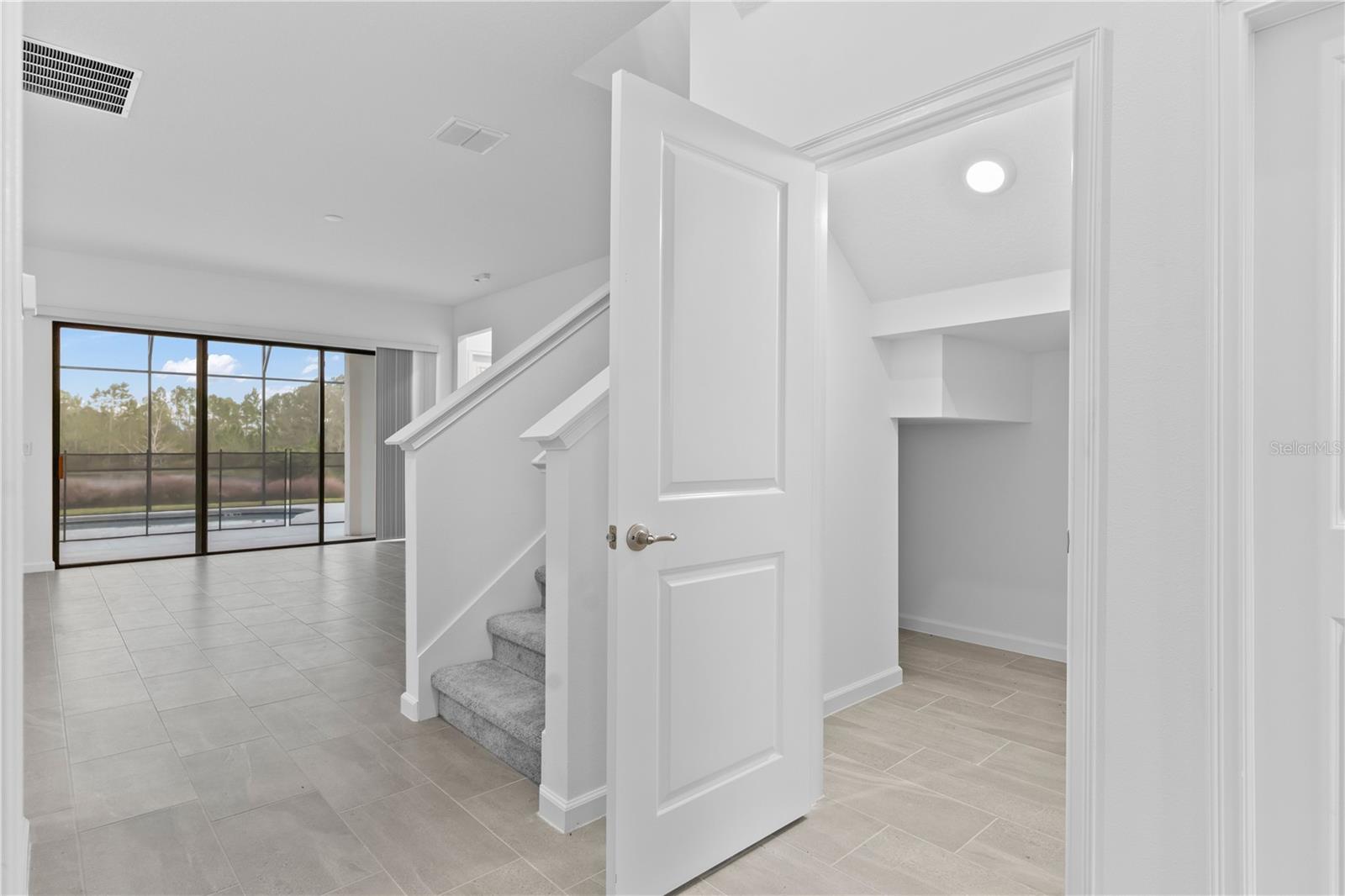 1205 BUTTERFLY ORCHID RD