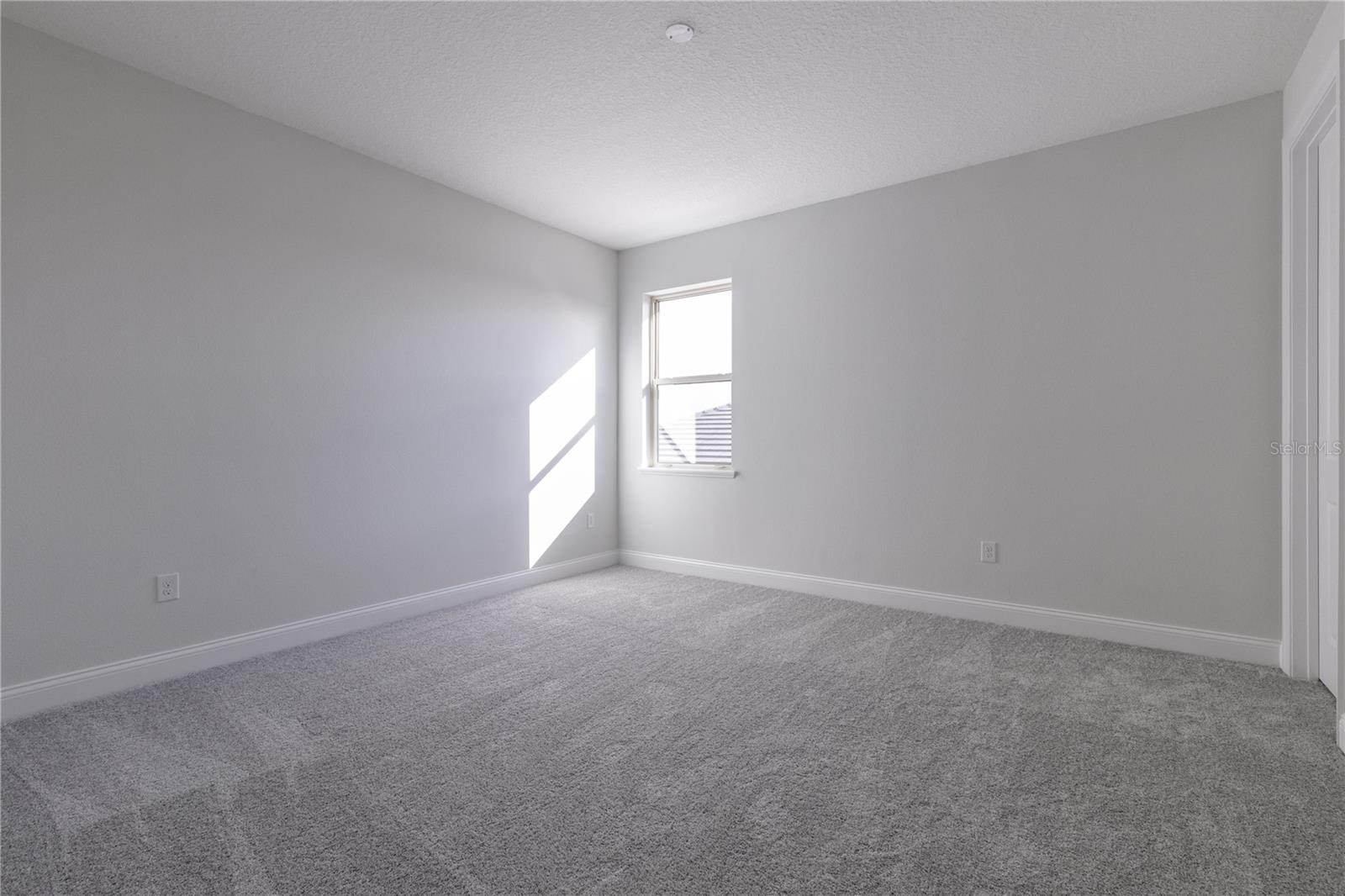 10475 ROYAL CYPRESS WAY