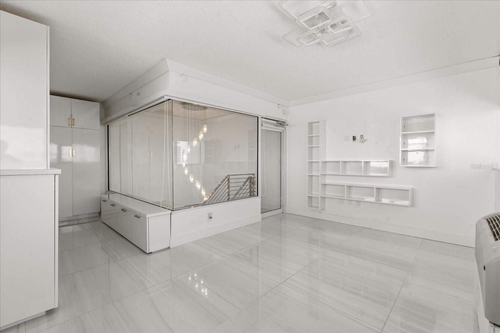 530 E CENTRAL BLVD #1901