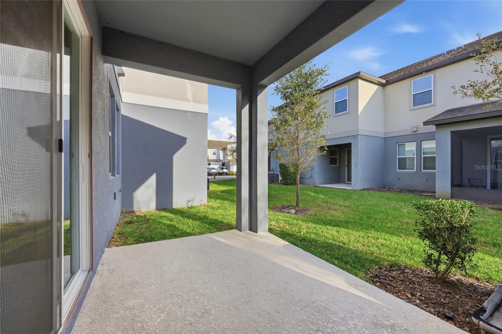 2228 SHADOWLAND LOOP