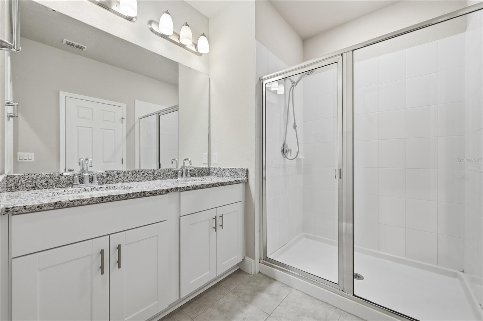 2228 SHADOWLAND LOOP