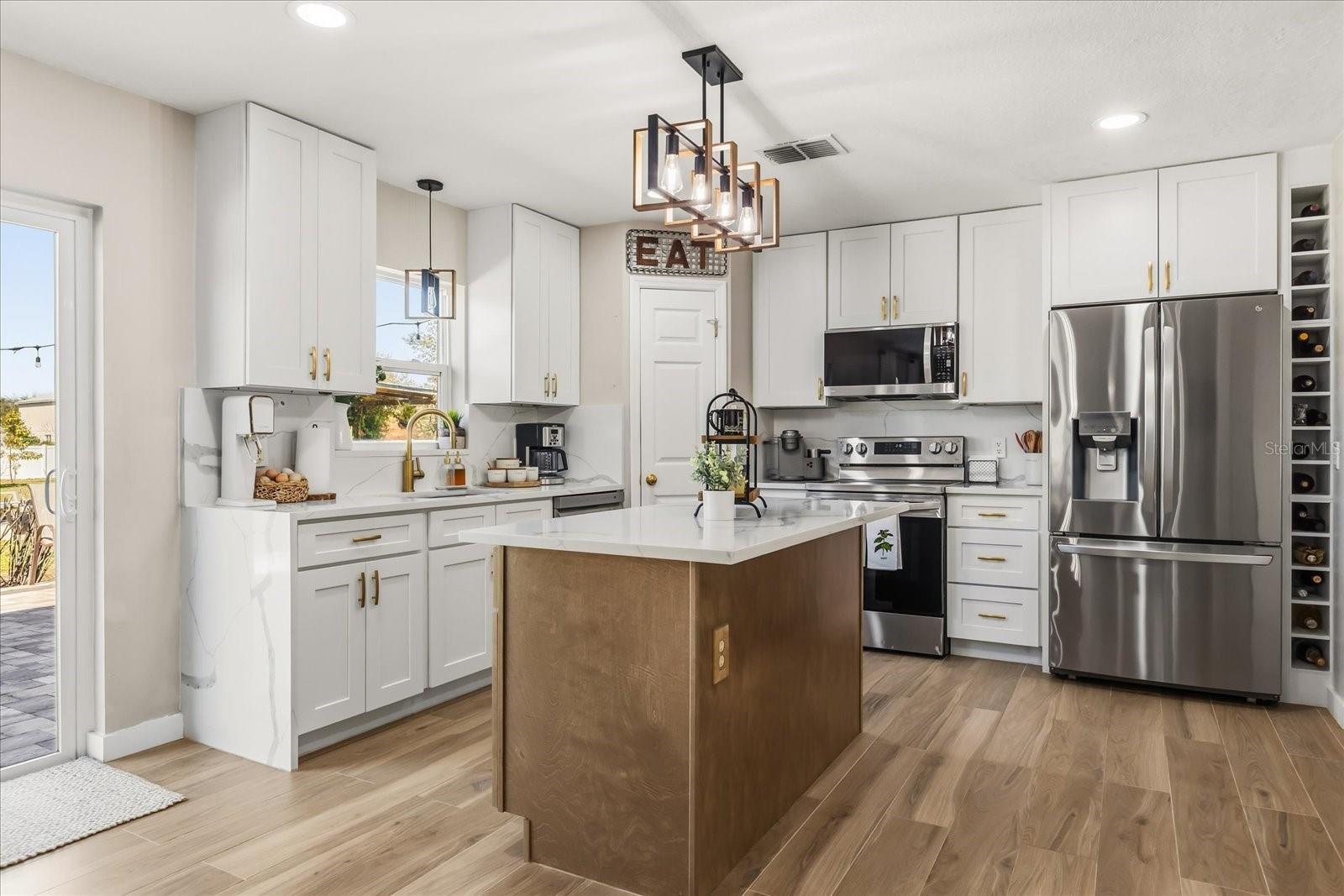 7554 LAKE ANDREA CIR