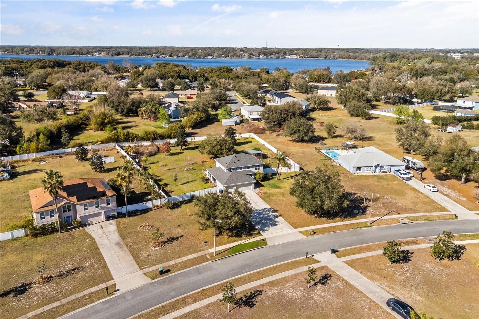 7554 LAKE ANDREA CIR