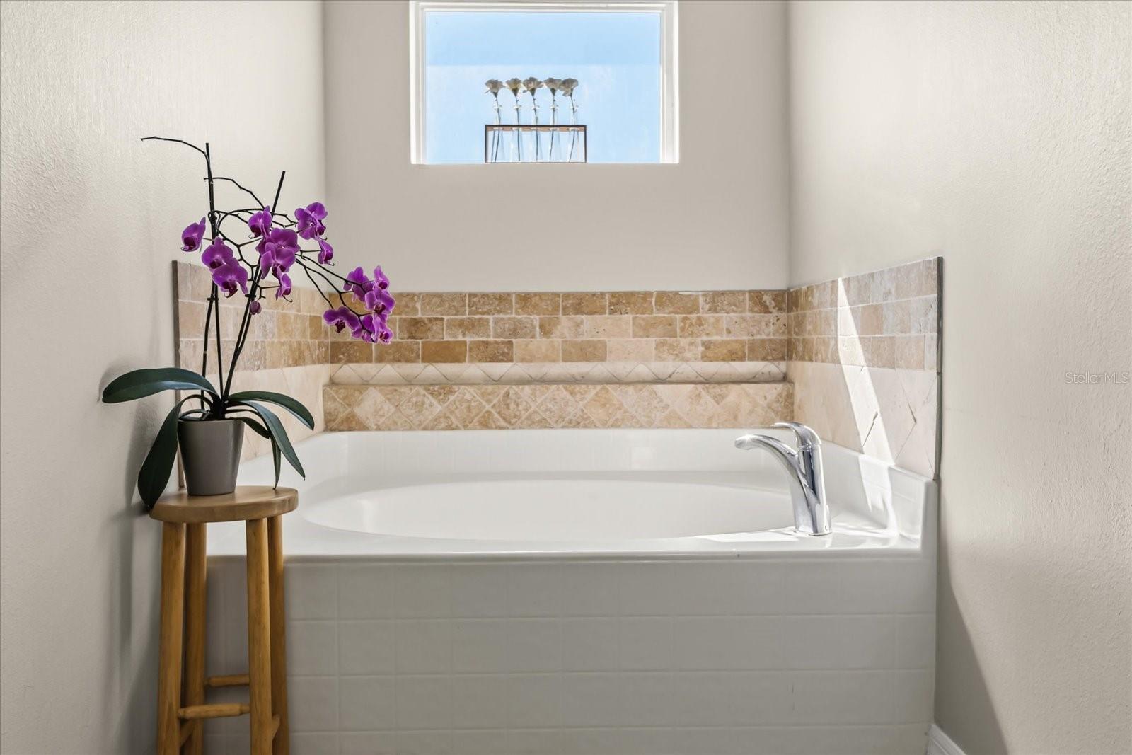 7554 LAKE ANDREA CIR