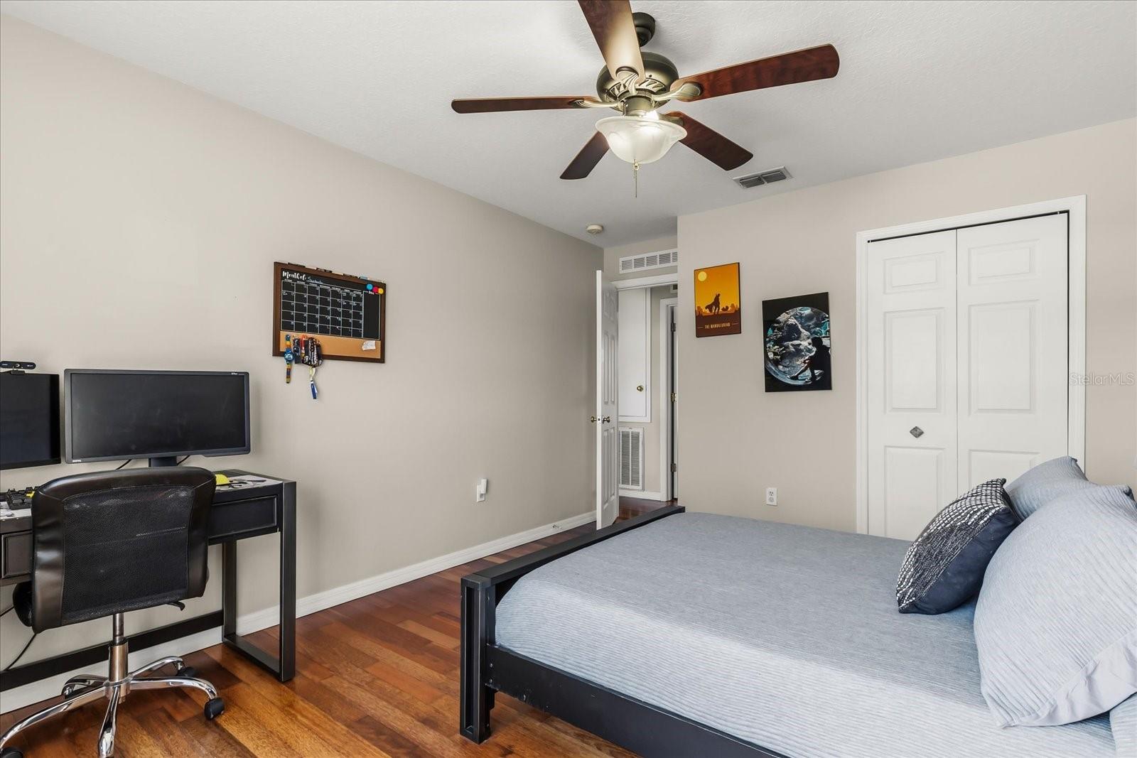 7554 LAKE ANDREA CIR