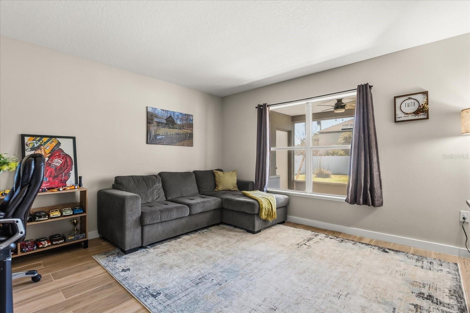 7554 LAKE ANDREA CIR