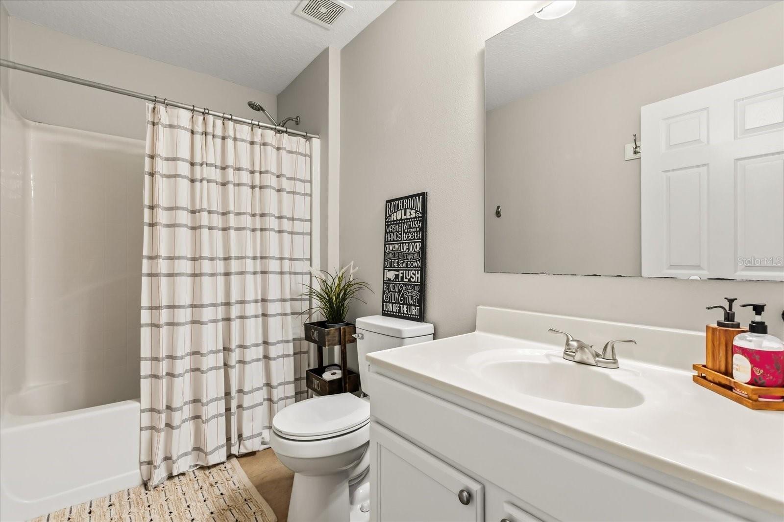 7554 LAKE ANDREA CIR